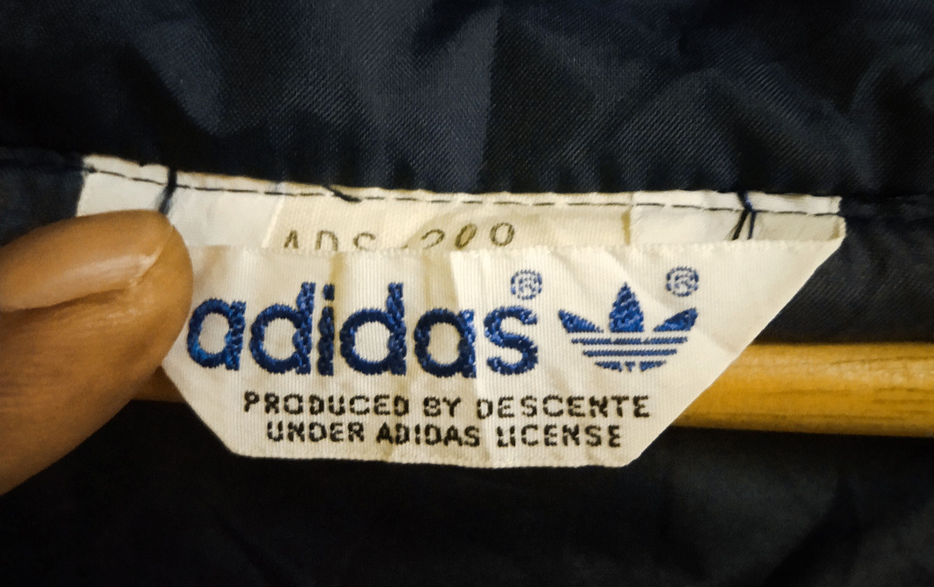 Adidas × Vintage Vintage Adidas Windbreaker Size US M / EU 48-50 / 2 - 12 Thumbnail