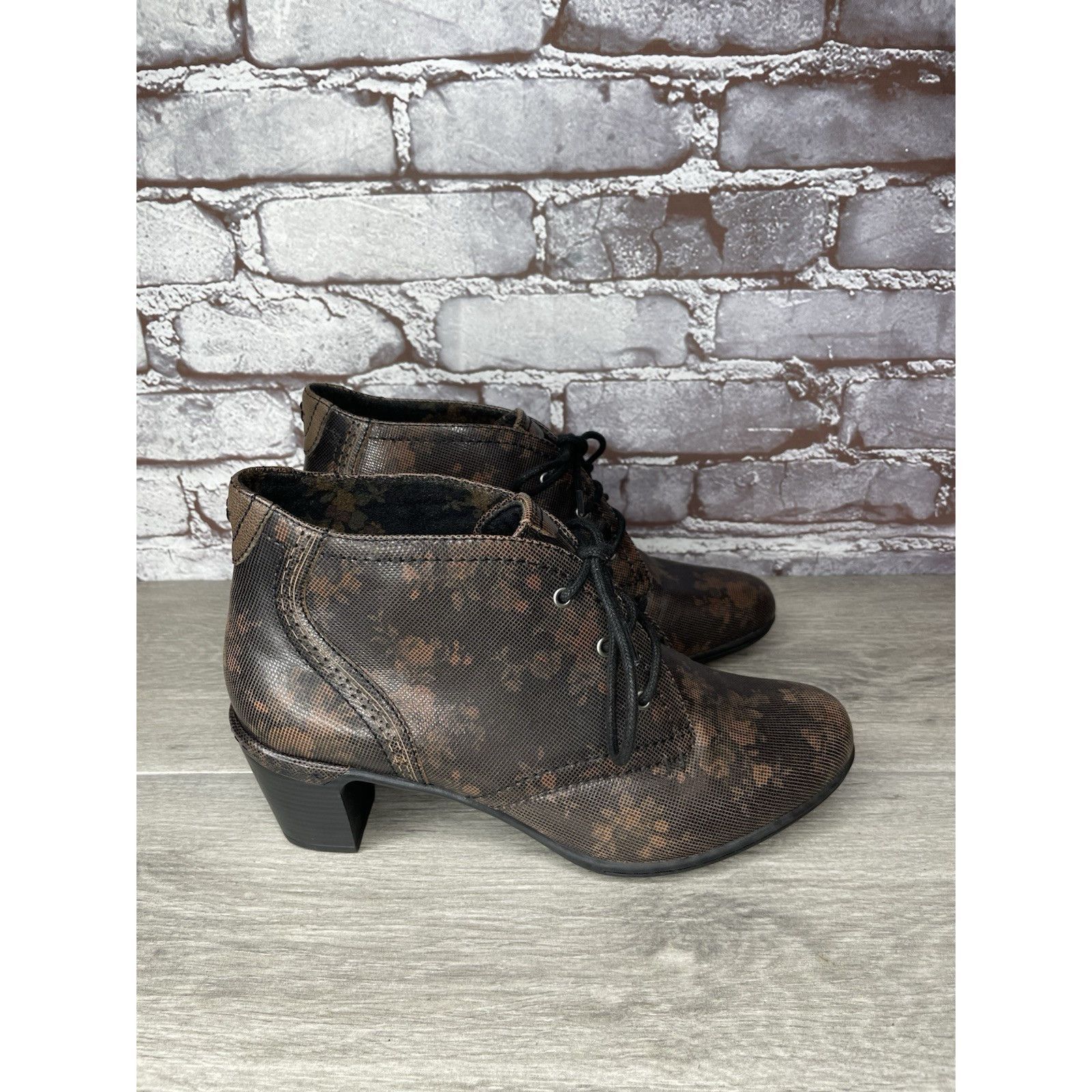 Rockport ROCKPORT Cobb Hill Rashel Brown FLoral Leather Lace Booties Size US 9 / IT 39 - 18 Thumbnail