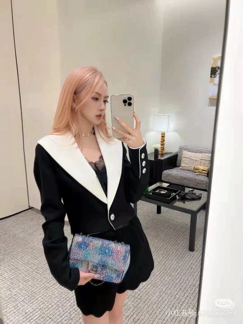 Chanel Chanel Black and white silk lapel short jacket 2504-Nextarr Size XS / US 0-2 / IT 36-38 - 6 Thumbnail