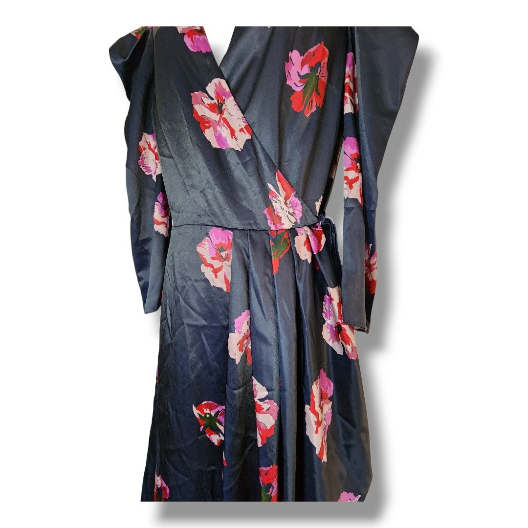 Joie Joie Miltona Navy Blue Floral Midi Wrap Dress Size Small Size S / US 4 / IT 40 - 6 Thumbnail