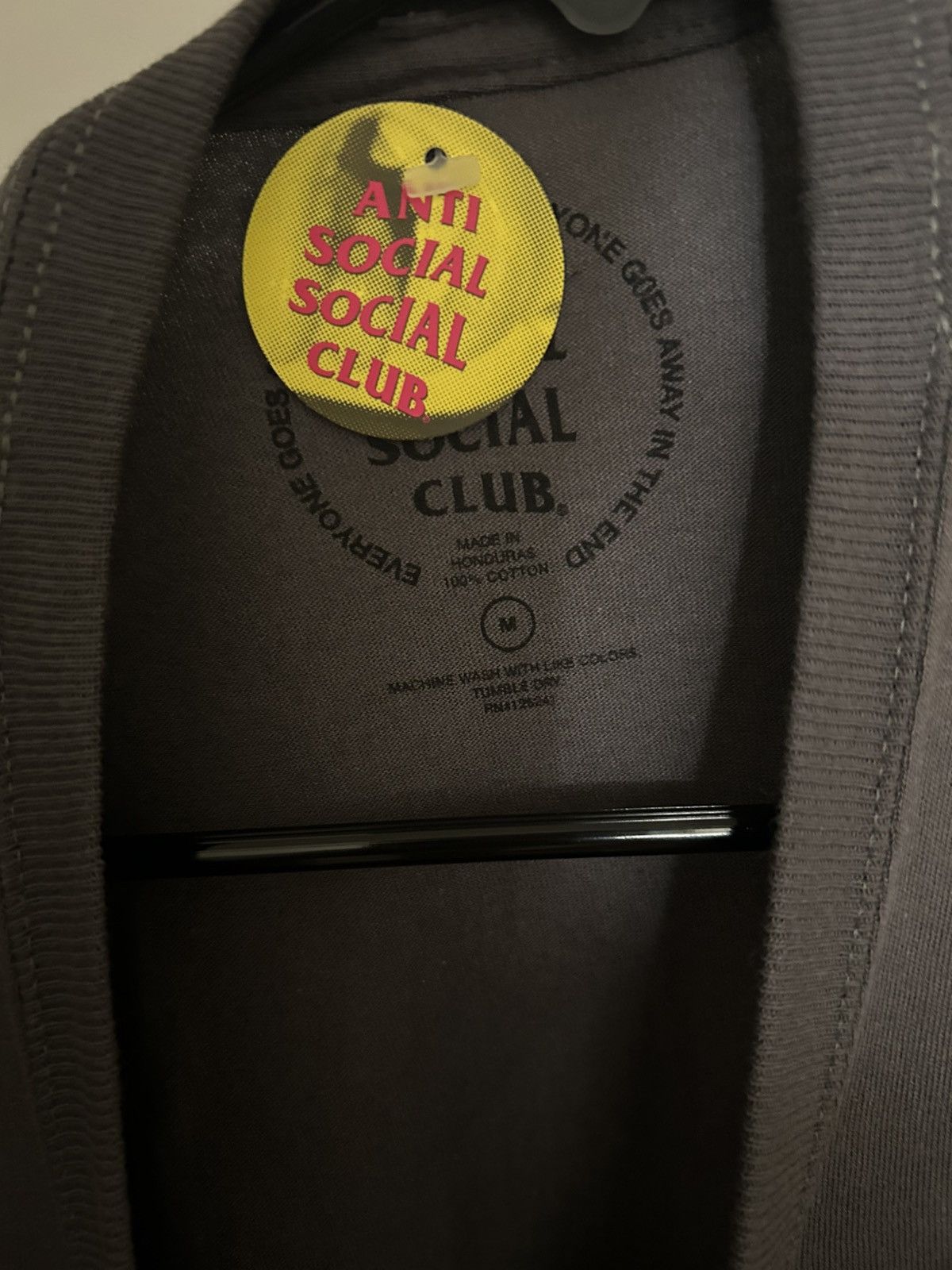 Anti Social Social Club NWT ASSC Rare ColorWay Theories Tee Charcoal Medium Size US M / EU 48-50 / 2 - 3 Thumbnail