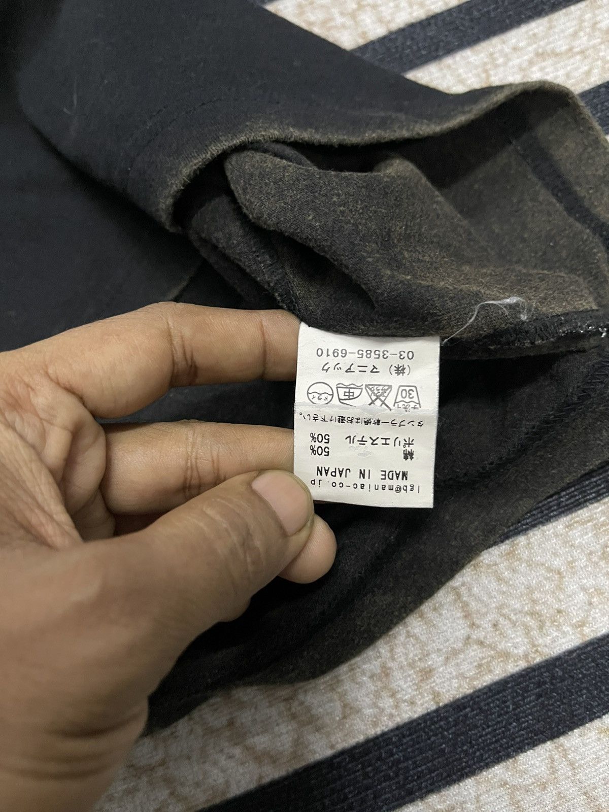 Le Grande Bleu (L.G.B.) 2000s LE GRANDE BLEU(L.G.B) TROPICAL BANANA FACTORY FADED Size US M / EU 48-50 / 2 - 11 Thumbnail