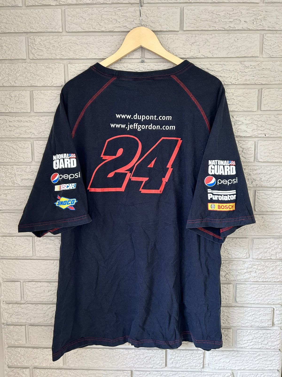NASCAR Vintage NASCAR Jeff Gordon Sponsor Racing T Shirt Size US XL / EU 56 / 4 - 4 Thumbnail