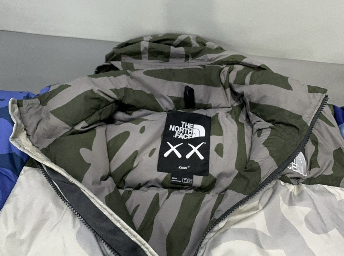 Kaws × The North Face KAWS x The North Face Retro 1996 Nuptse Jacket Size US L / EU 52-54 / 3 - 8 Thumbnail
