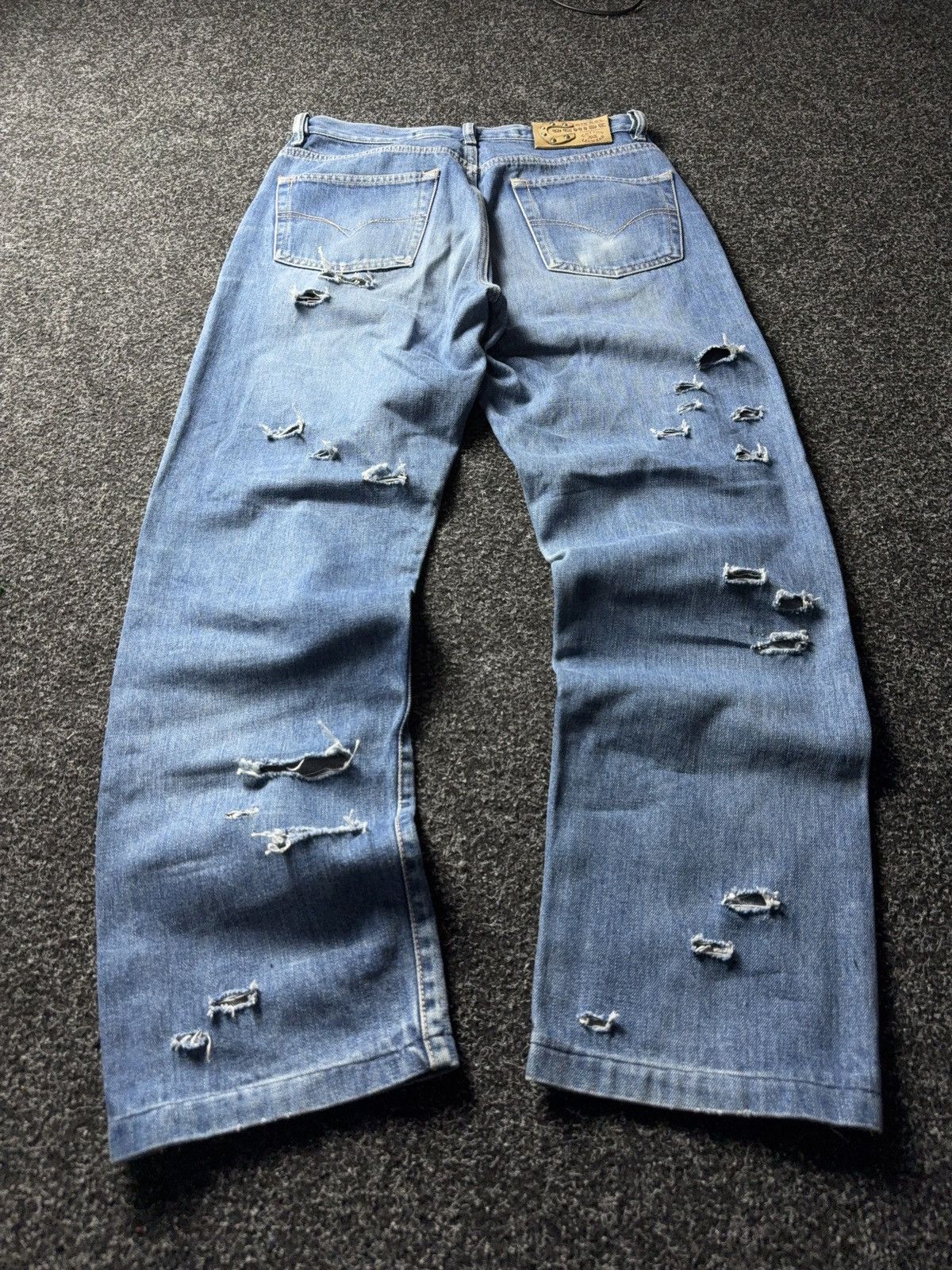 Diesel Retro 90s Diesel Distressed Jeans Made in Italy By Diesel Size US 29 - 11 Thumbnail