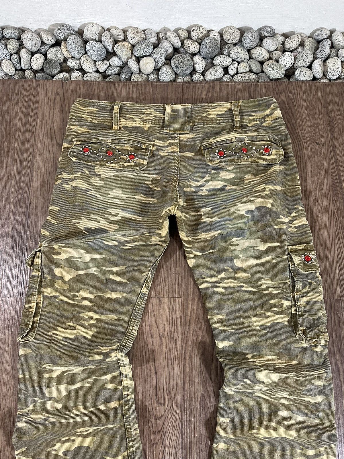 Japanese Brand Sanford Camouflage Corduroy Cargo Pants (Size M / W34) Size US 34 / EU 50 - 9 Thumbnail
