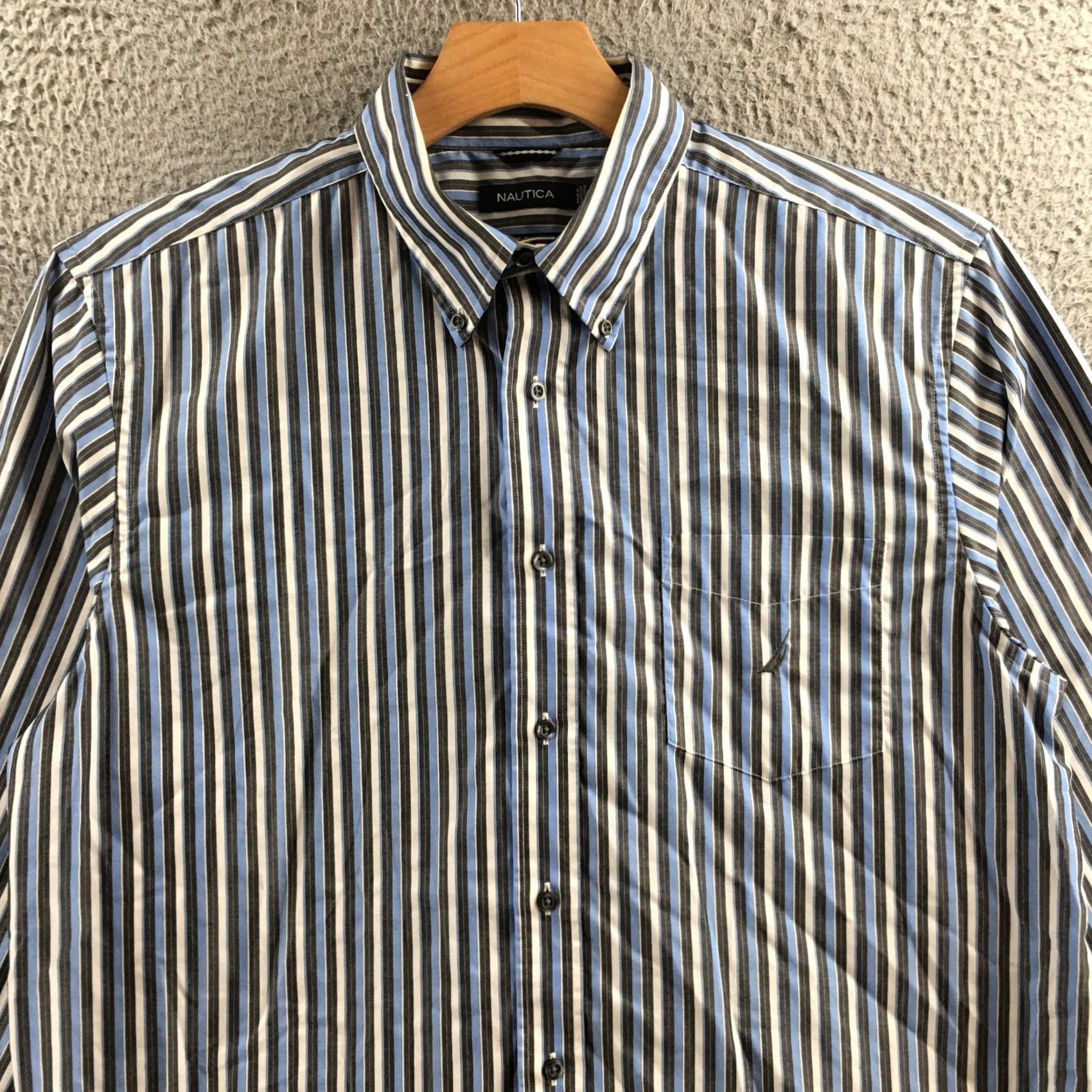 Nautica Nautica Button-Up Casual Shirt Mens XL Blue Striped Cotton Wrinkle Resistant Size US XL / EU 56 / 4 - 2 Thumbnail