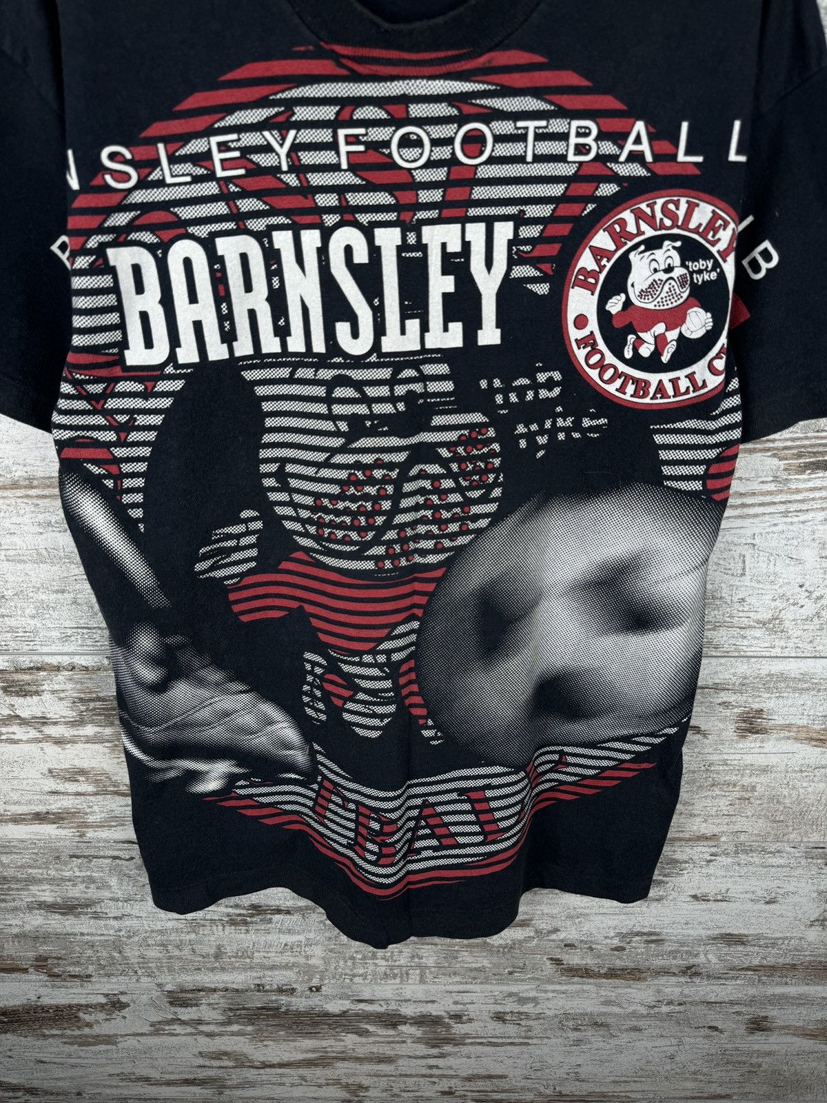 Vintage Mens Vintage Barnsley FC T-shirt overprint England football Size US S / EU 44-46 / 1 - 3 Thumbnail