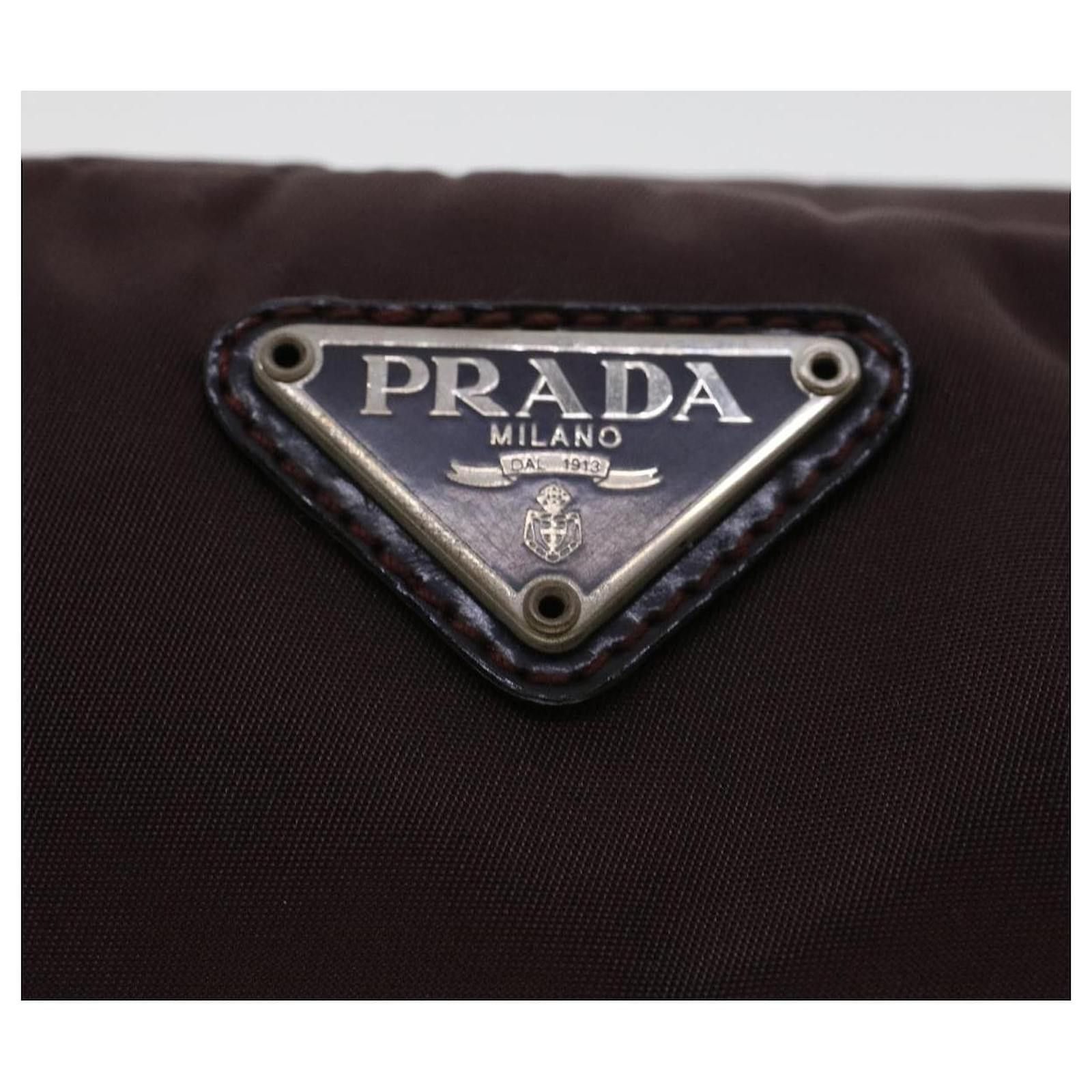 Prada o1srvl11e0624 Size: OS / Cosmetic Pouch in Brown Size ONE SIZE - 8 Thumbnail