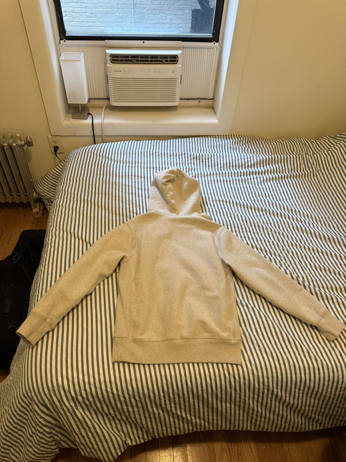 J.Crew J Crew 14oz Brushed Cotton Fleece Hoodie Oatmeal Size S Size US S / EU 44-46 / 1 - 4 Thumbnail
