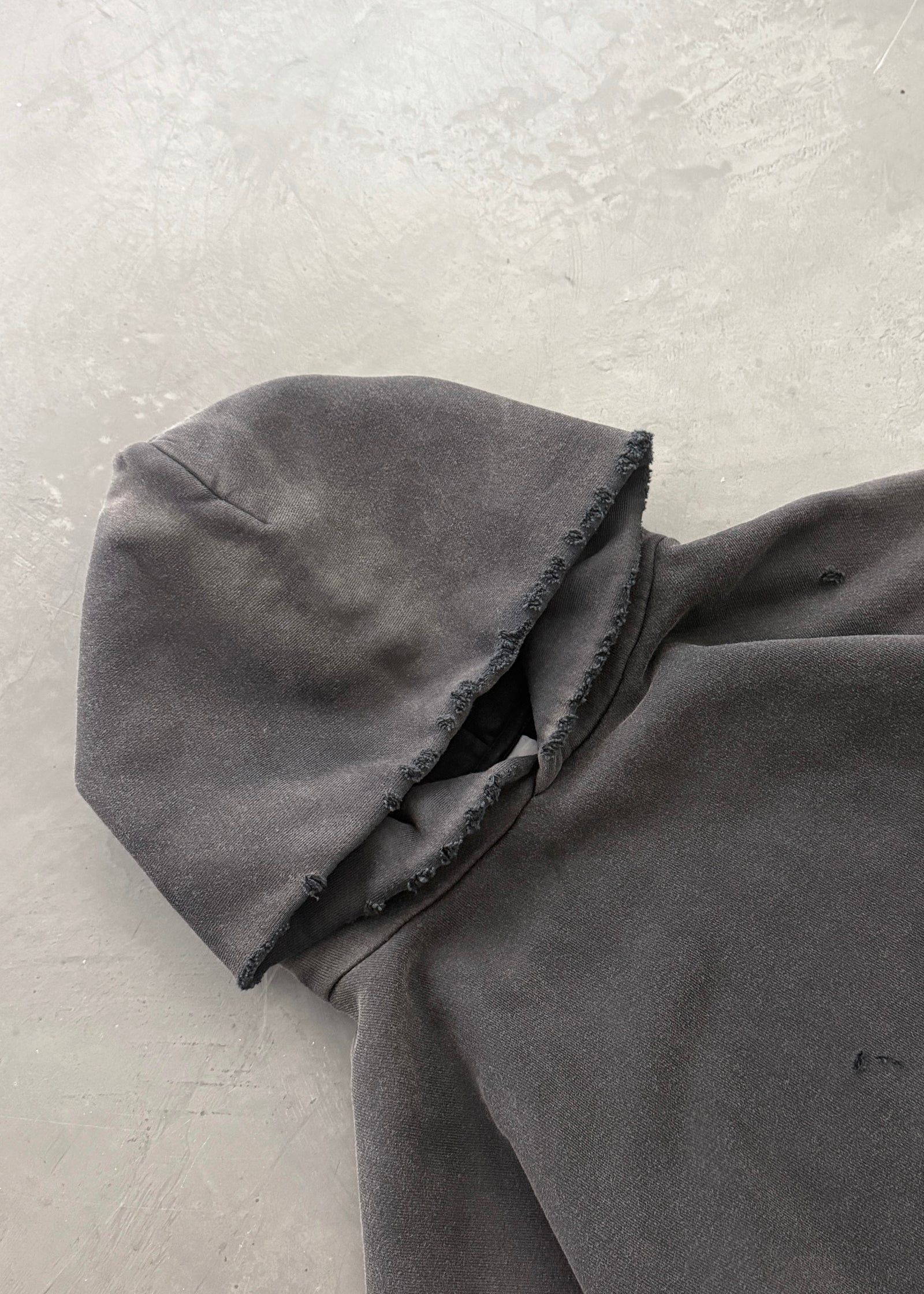 Akimbo Club Akimbo "WATCH-PEEKER" DISTRESSED HOODIE - SUN FADED BLACK Size US S / EU 44-46 / 1 - 5 Thumbnail
