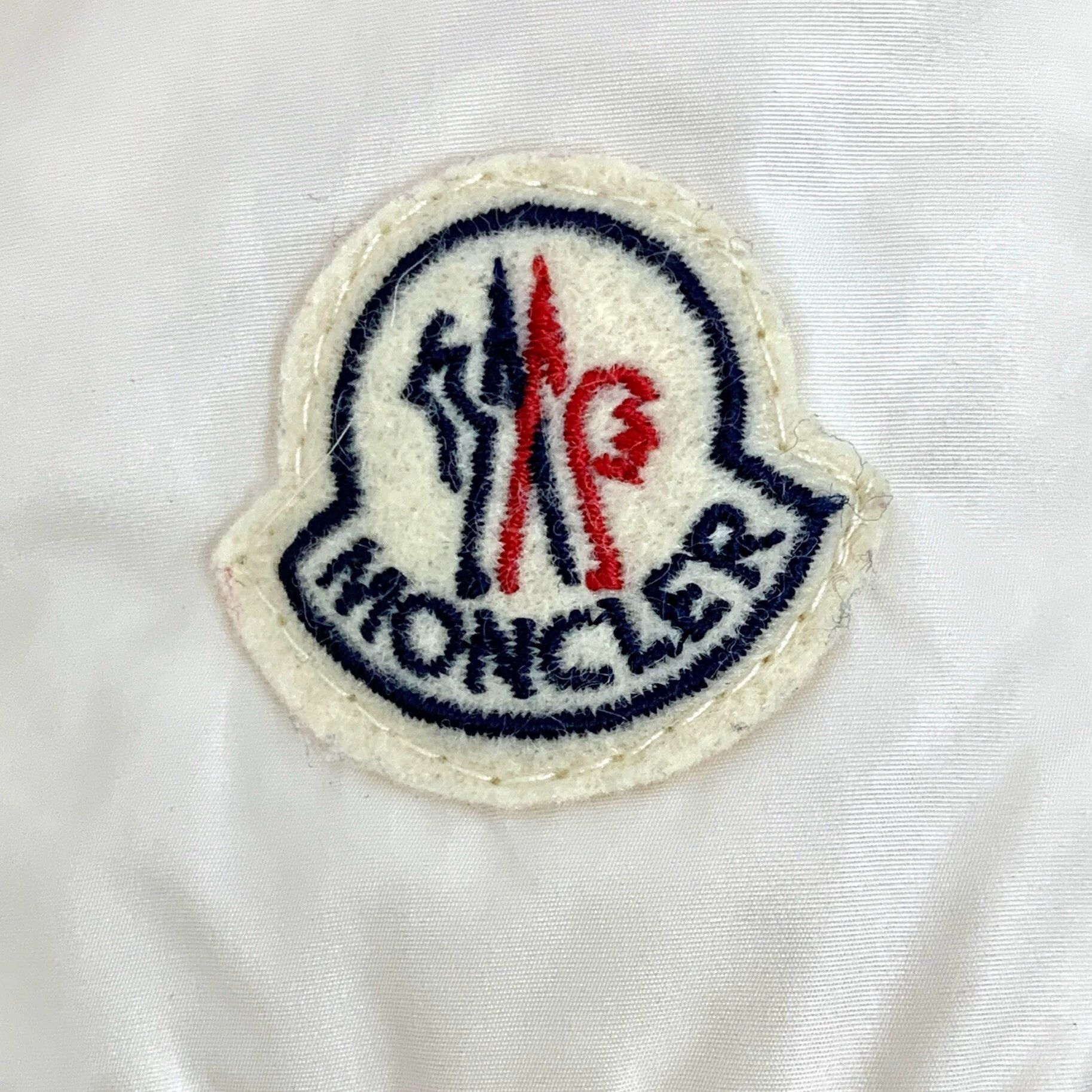 Moncler KW0735 Moncler Off-white Logo Ruffle Zipper Down Jacket Size S / US 4 / IT 40 - 5 Thumbnail