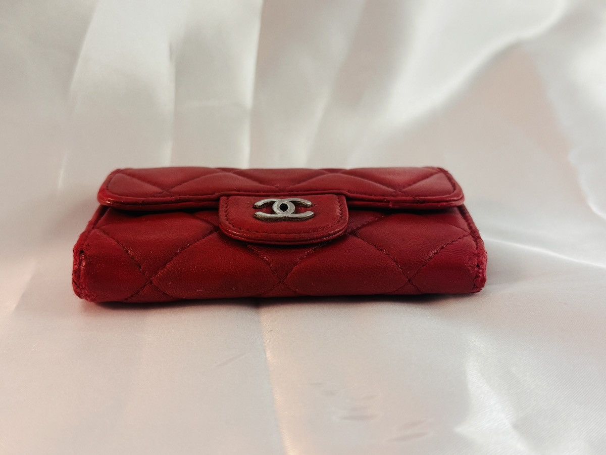 Chanel Caviar Quilted Classic Key Holder Wallet Red Size ONE SIZE - 14 Thumbnail