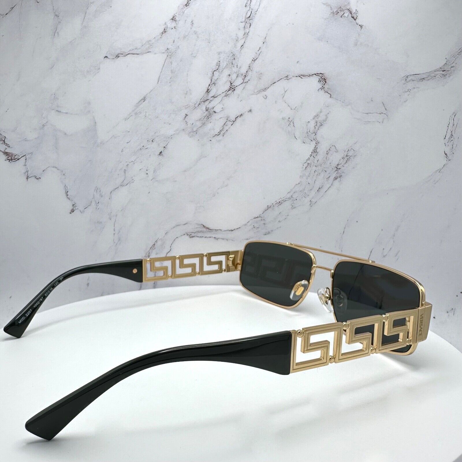 Versace Versace Sunglasses Gold Rectangle Metal Logo Black Retro Size ONE SIZE - 19 Thumbnail
