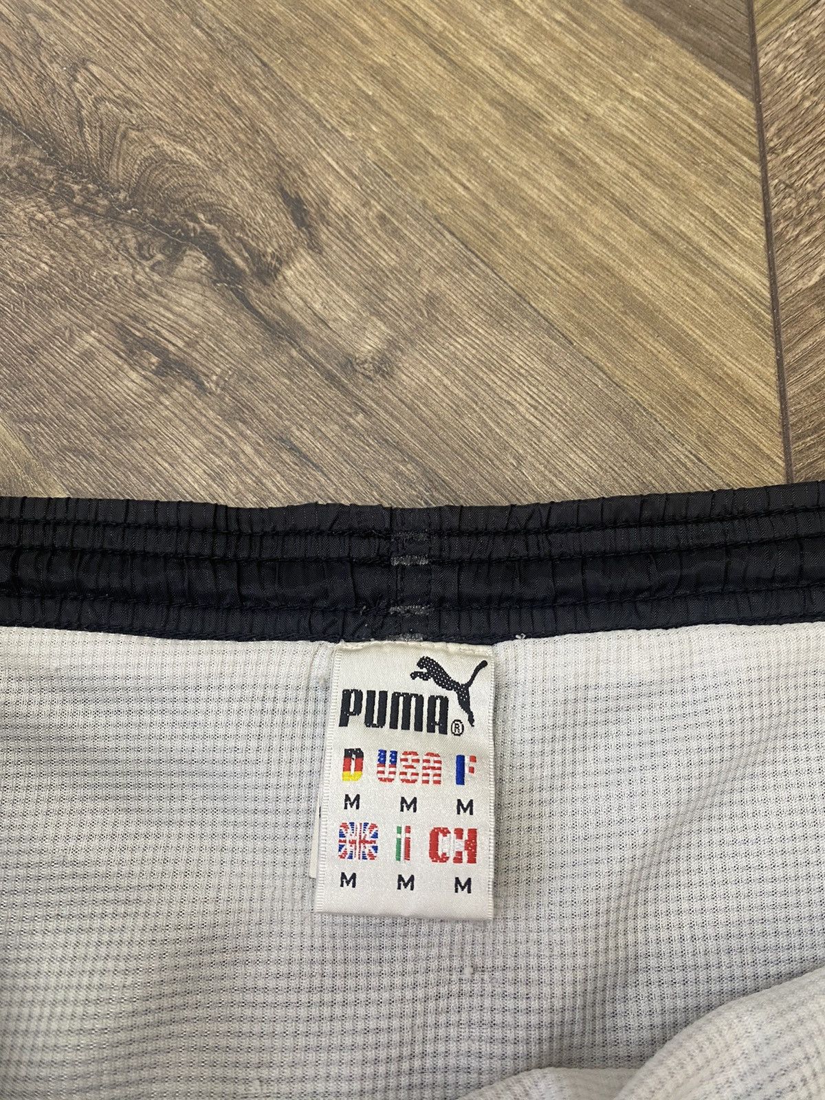 Puma × Vintage Vintage Puma 90s style Shorts Size US 32 / EU 48 - 10 Thumbnail