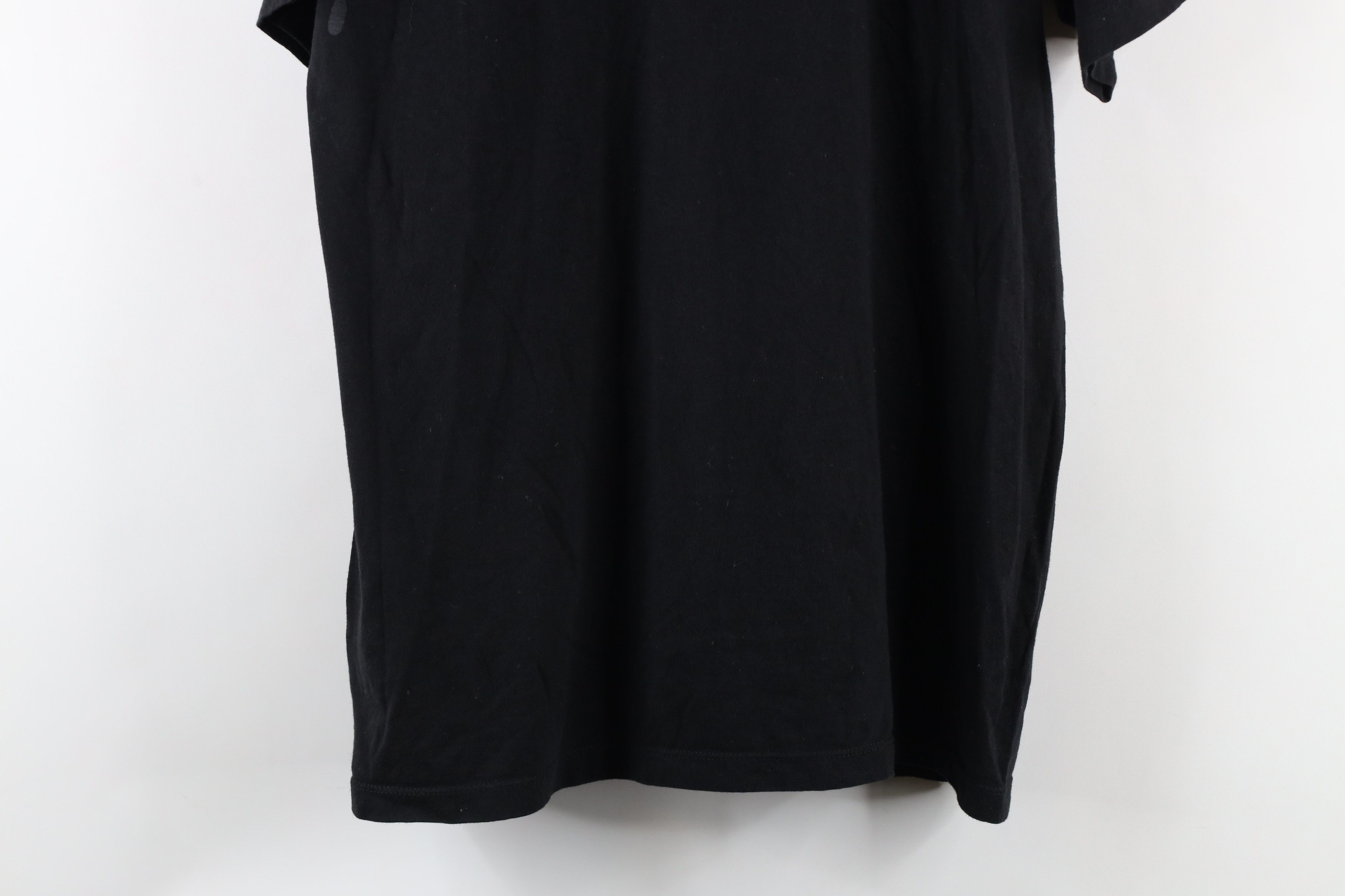 Vintage Vintage Tim Burtons The Nightmare Before Christmas T-Shirt Size US M / EU 48-50 / 2 - 3 Thumbnail