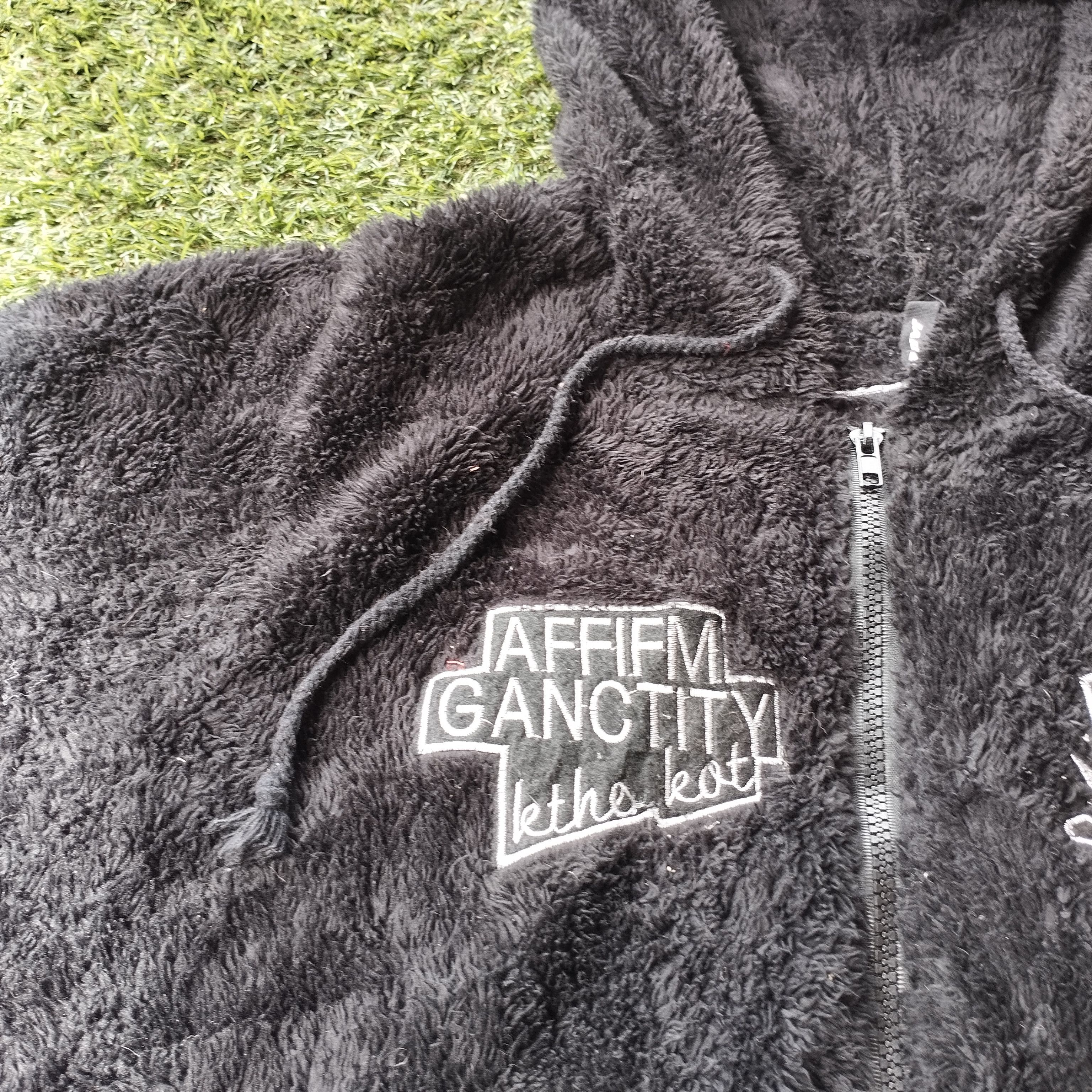 Japanese Brand Jade's Bond Of Trust (Skull) Backhit Hoodie Size M / US 6-8 / IT 42-44 - 4 Thumbnail