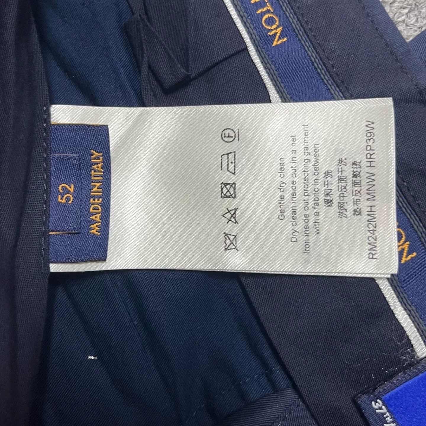 Louis Vuitton Louis Vuitton Navy Straight Cargo Pants Size US 36 / EU 52 - 4 Thumbnail