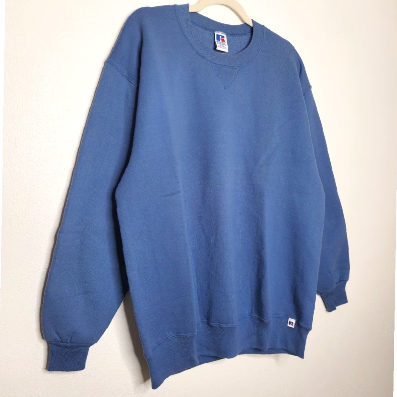 Russell Athletic VINTAGE Russell Athletic Sweatshirt Crewneck Blue 2XL Unisex Adults XXL Regular Pullover Vintage 90s Oversized Shirt Size US XXL / EU 58 / 5 - 2 Thumbnail