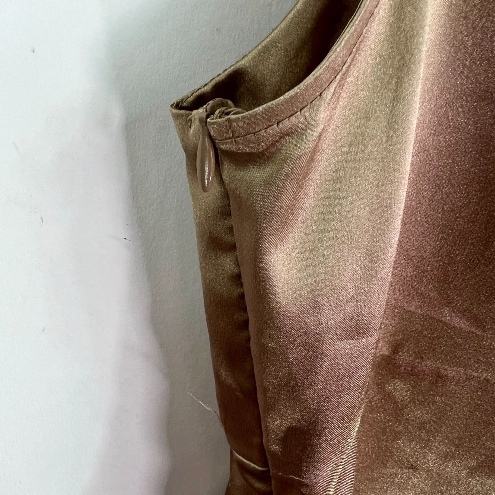 George GEORGE Gold Satin V-Neck Camisole M Sleeveless Sequin Side Zip Women Tank Shirt Casual Party/Cocktail Evening Vintage: No Womens Size ONE SIZE - 7 Thumbnail