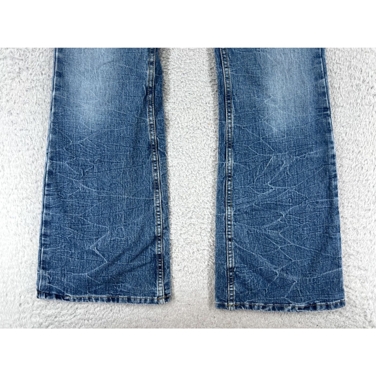Lee Lee Jeans Bootcut Womens 12 Blue Denim Embroidered Cotton Blend Regular Inseam 29" 5-Pocket Designer Cowboy Southwestern American Small details Size 34" / US 12 / IT 48 - 4 Thumbnail