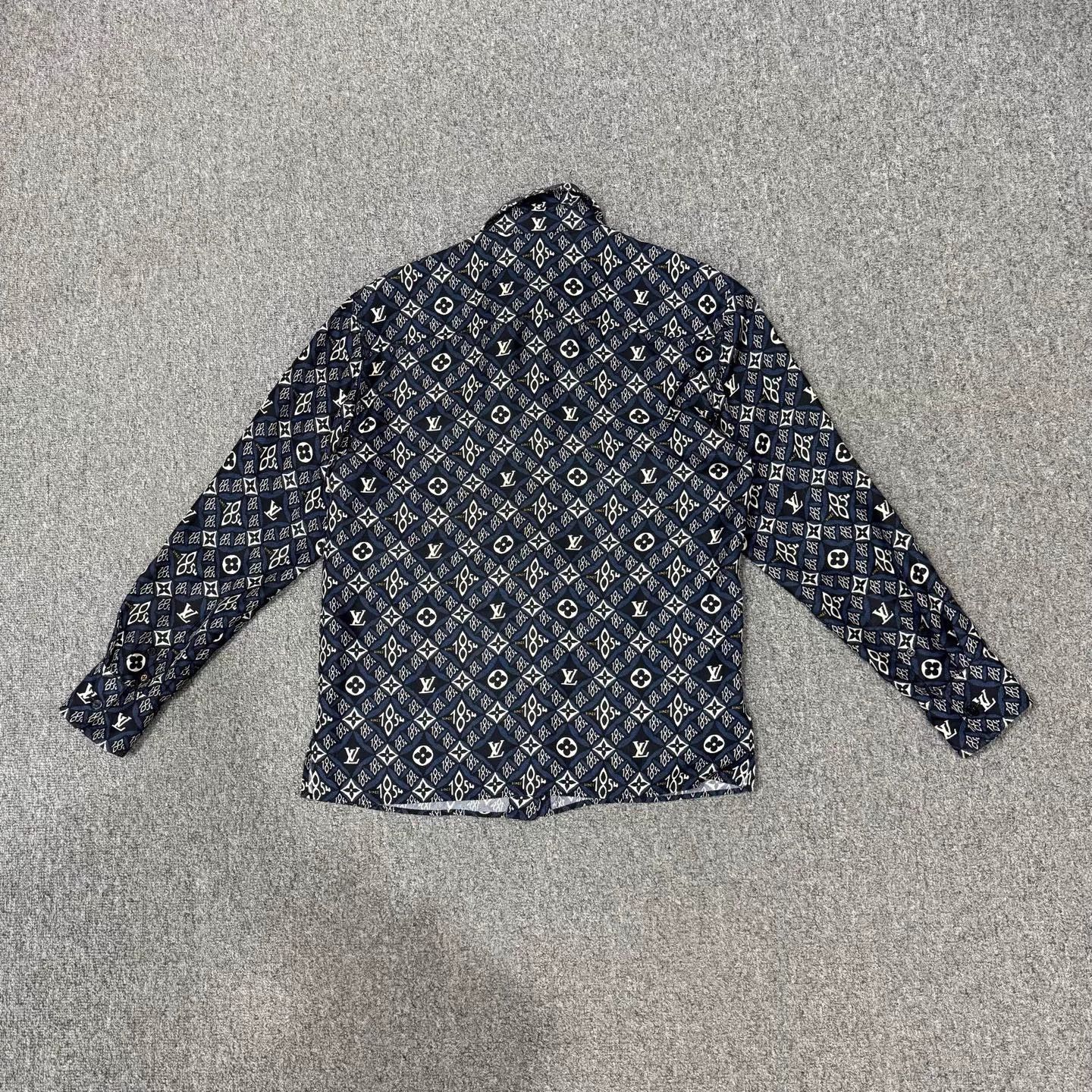 Louis Vuitton LV allover print silk longsleeve shirt 34 98new Size XS / US 0-2 / IT 36-38 - 2 Thumbnail