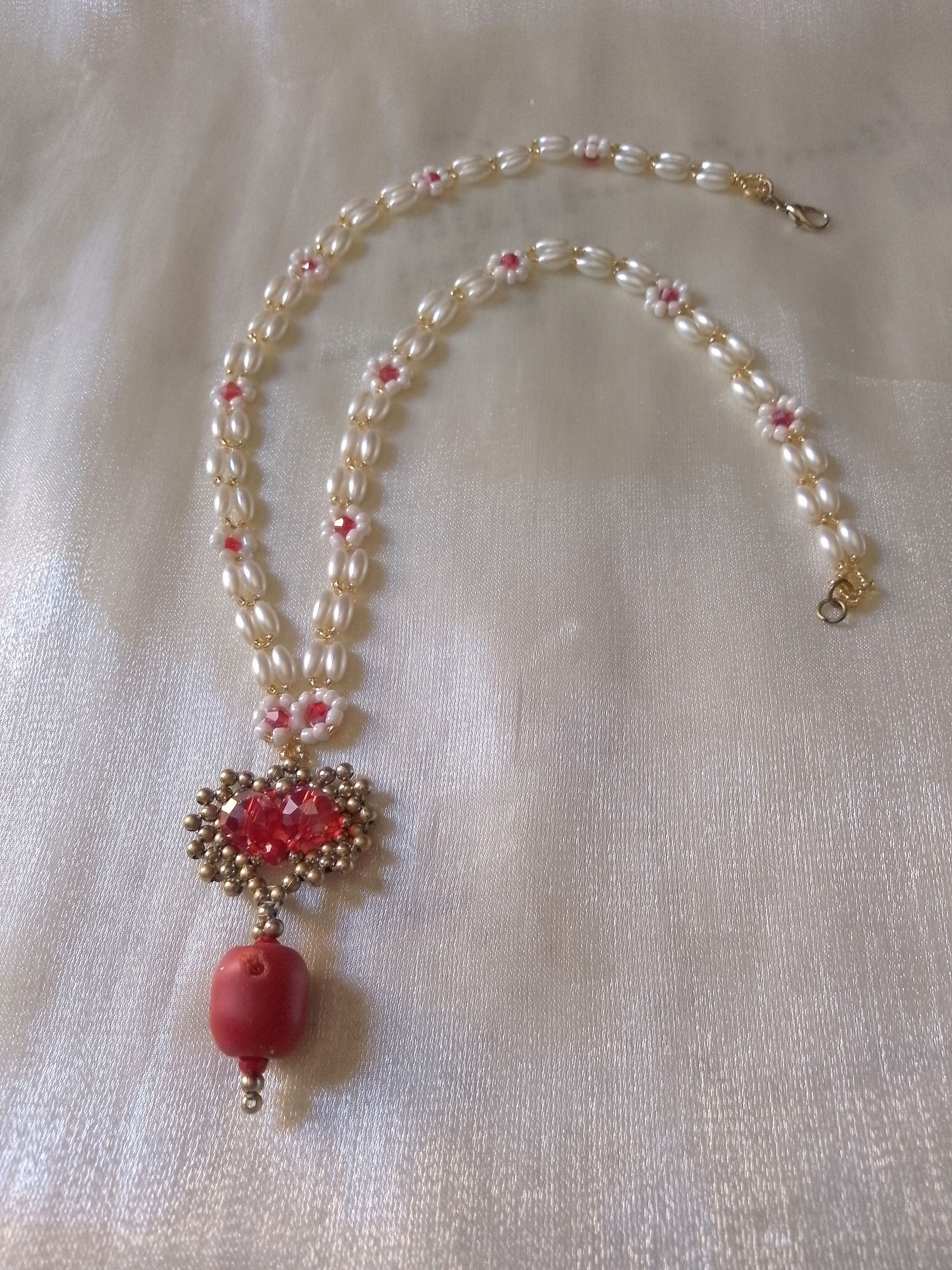 Handmade Necklace Red Coral Heart Pendant Queen Tudor Vintage Size ONE SIZE - 9 Thumbnail