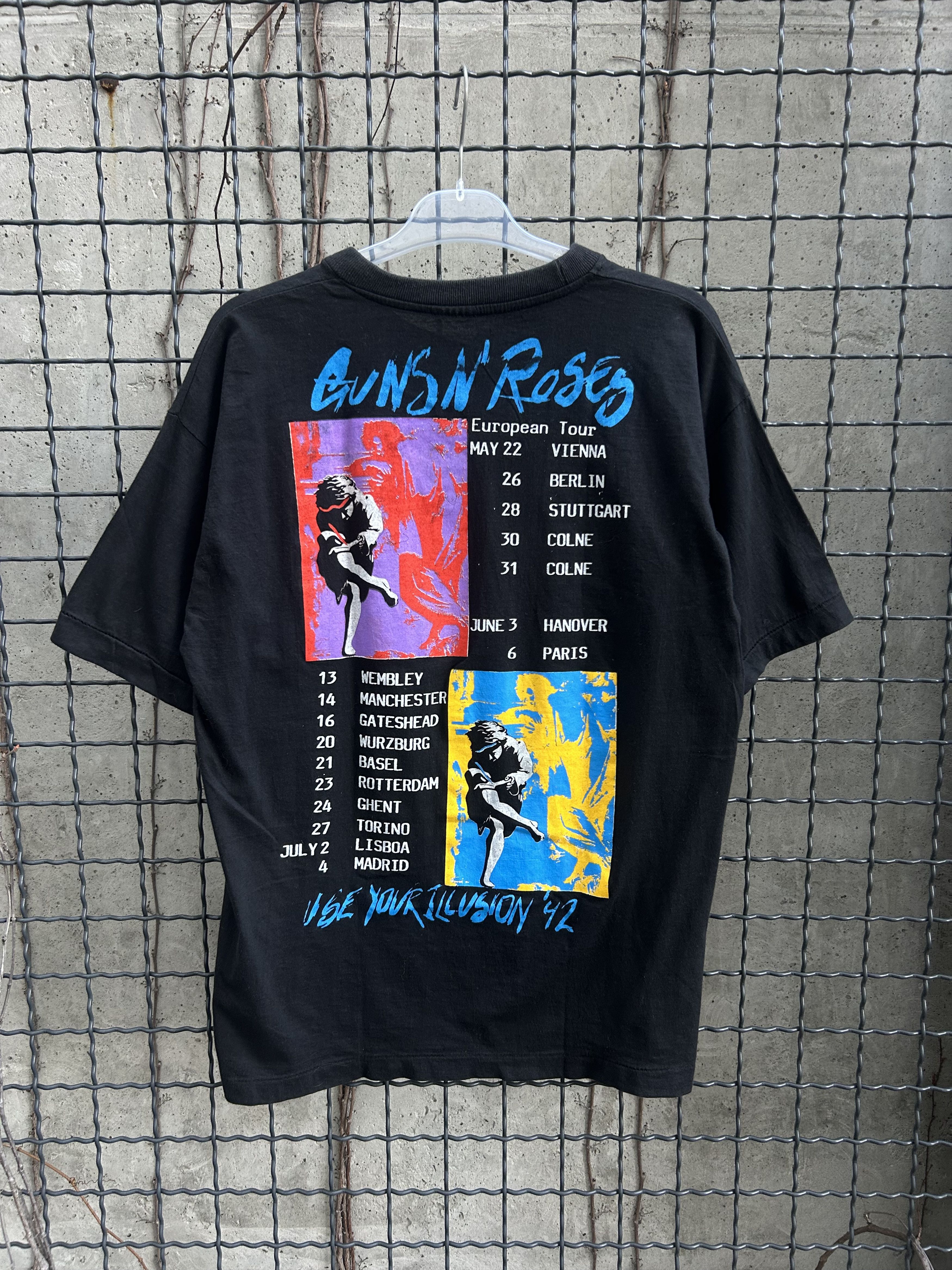 Band Tees Vintage 1992 Guns N Roses 1992 Rock Band Tour T-shirt Size US L / EU 52-54 / 3 - 2 Thumbnail