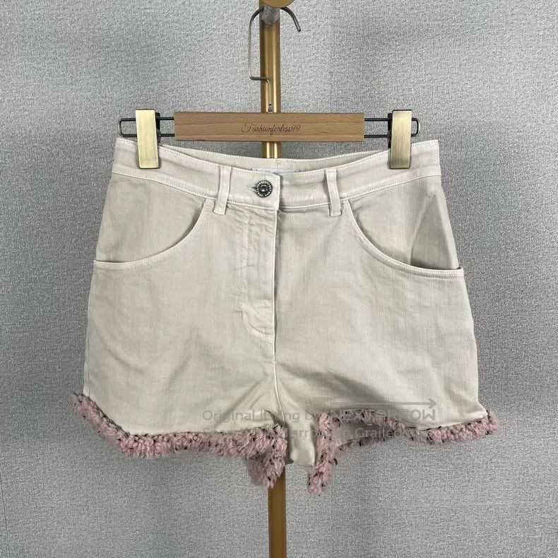 Chanel Chanel Denim shorts with rhinestone buckle Size 24" / US 00 / IT 34 - 1 Thumbnail
