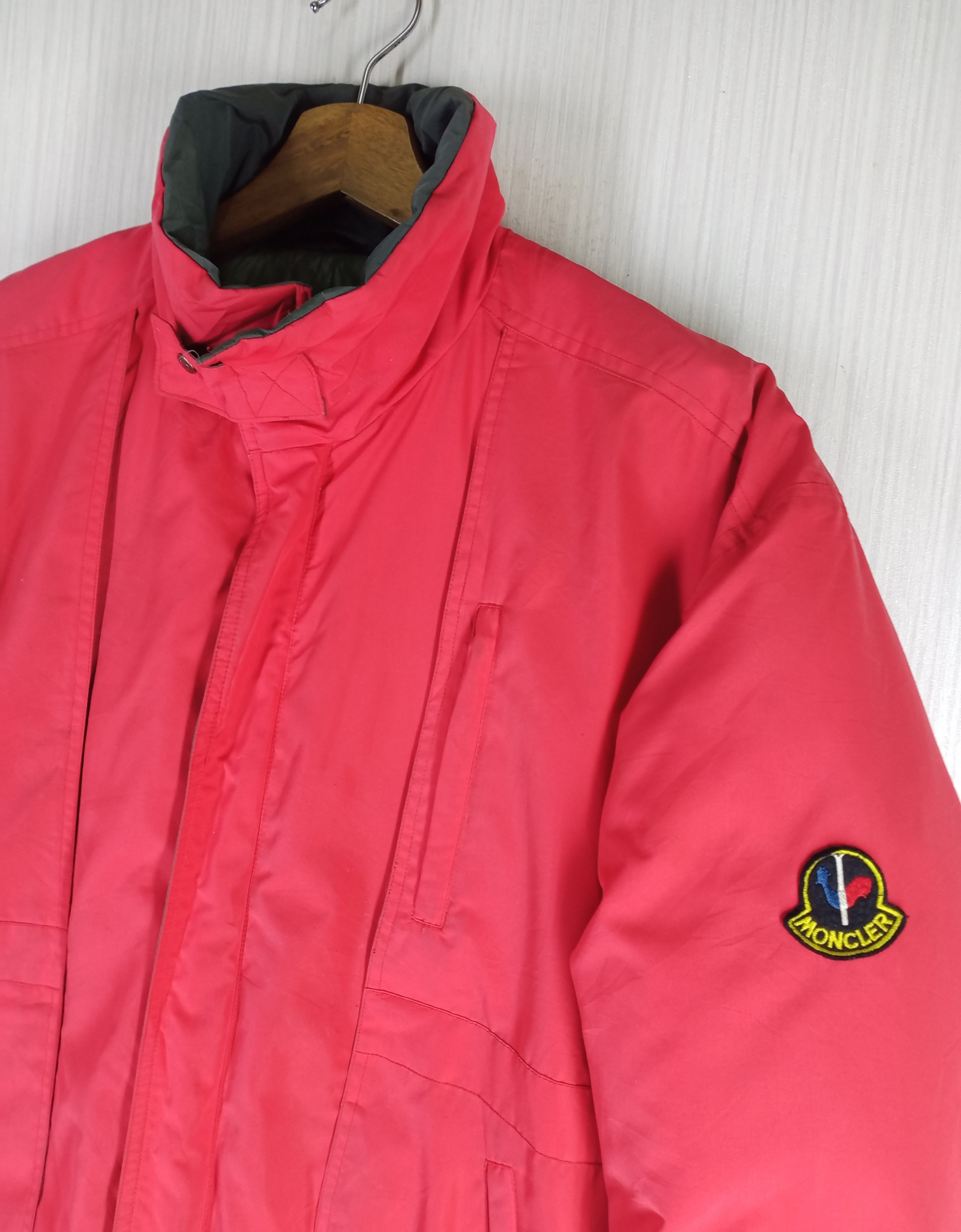 Moncler Rare Vintage 80s Moncler X Asics Puffer Jacket Size US L / EU 52-54 / 3 - 3 Thumbnail