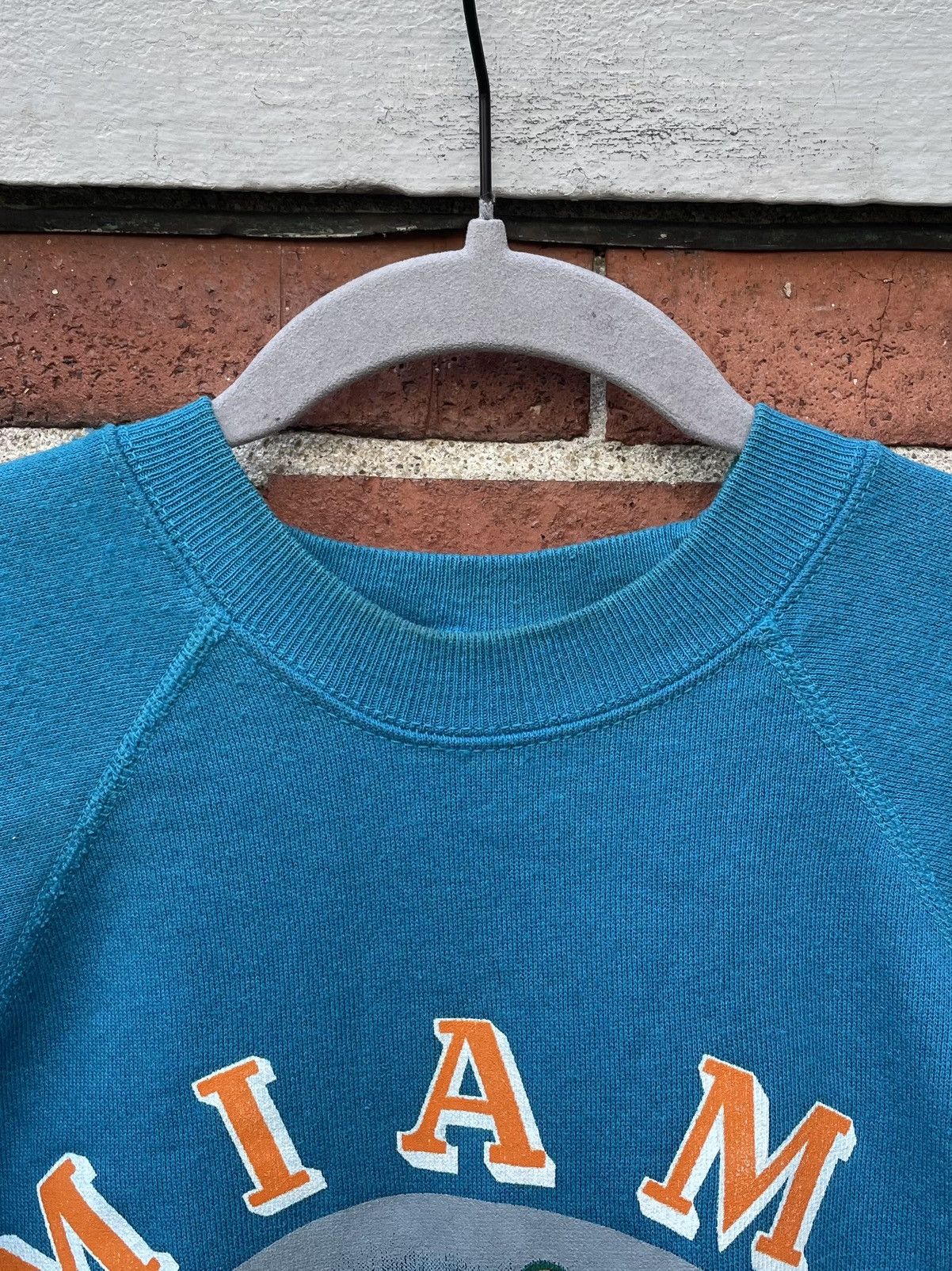 Hanes Vintage 90s Hanes NCAA Miami Hurricanes Graphic Crewneck Size US L / EU 52-54 / 3 - 5 Thumbnail