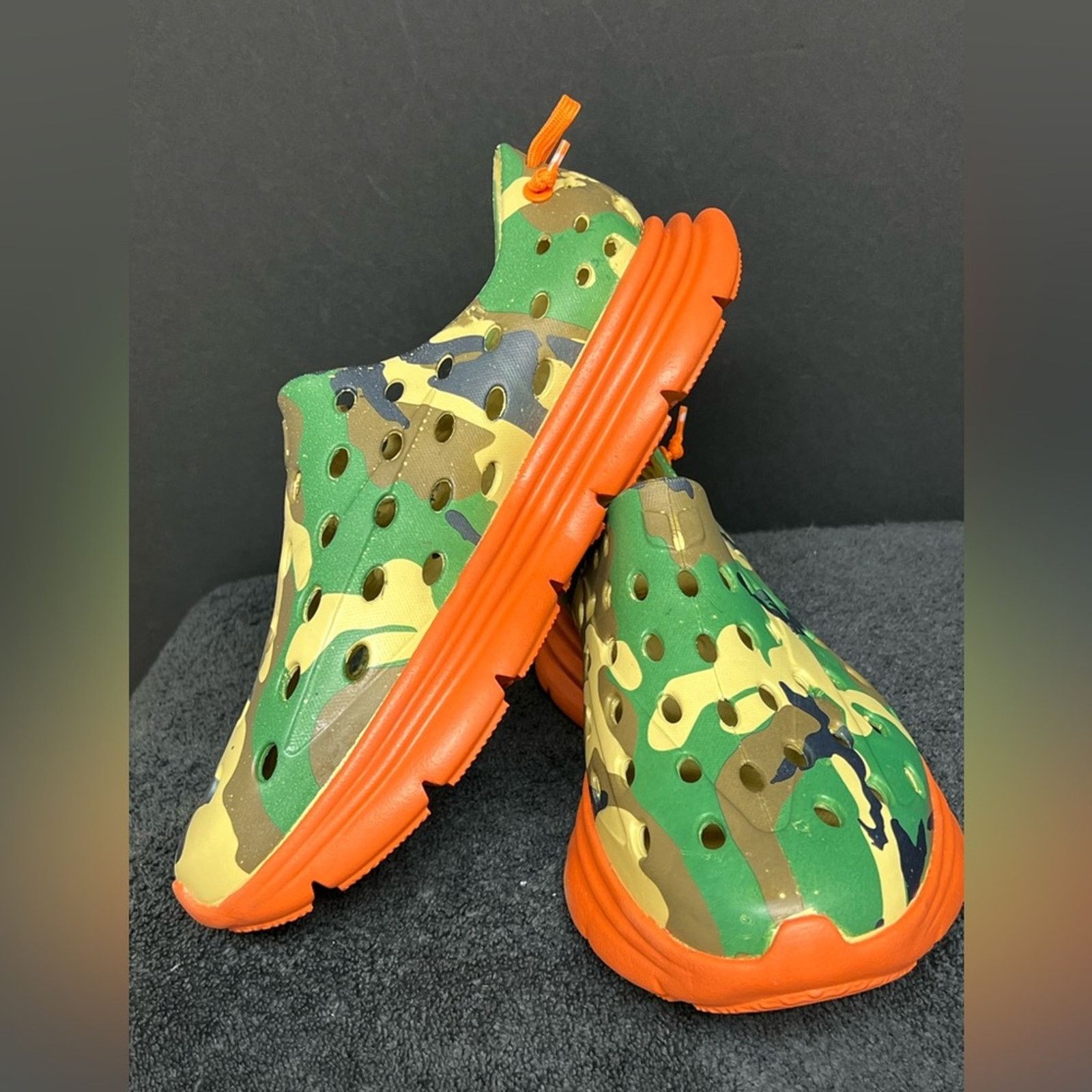 Other Kane Revive Men’s Size 9 / Women’s 11 Woodland Camo NWOB Size US 9 / EU 42 - 5 Thumbnail