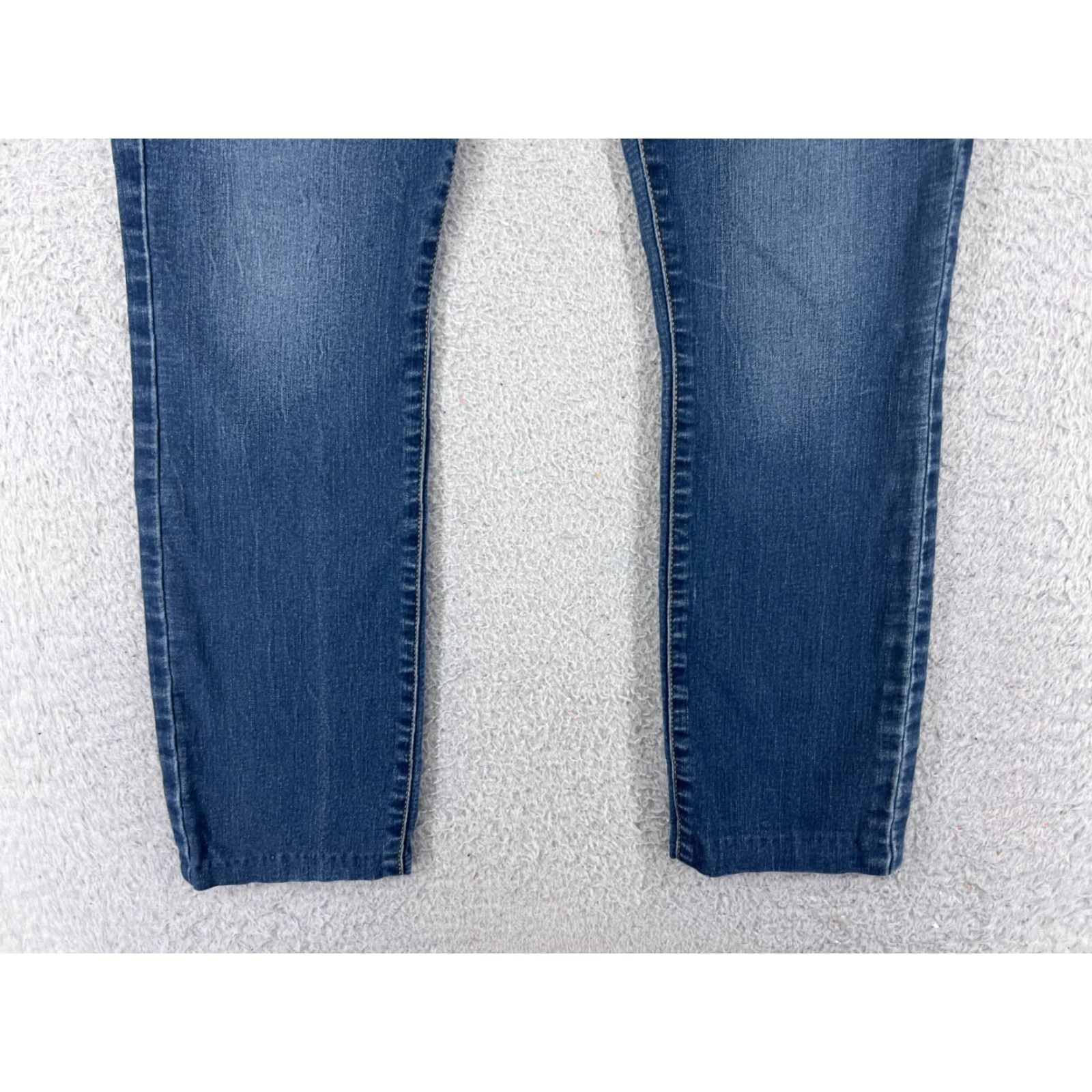 Lucky Brand Lucky Brand Jeans Skinny Blue Denim 25 27in 27in 27x27 Regular 8 Womens 90s Designer Baggy? Size 30" / US 8 / IT 44 - 2 Thumbnail