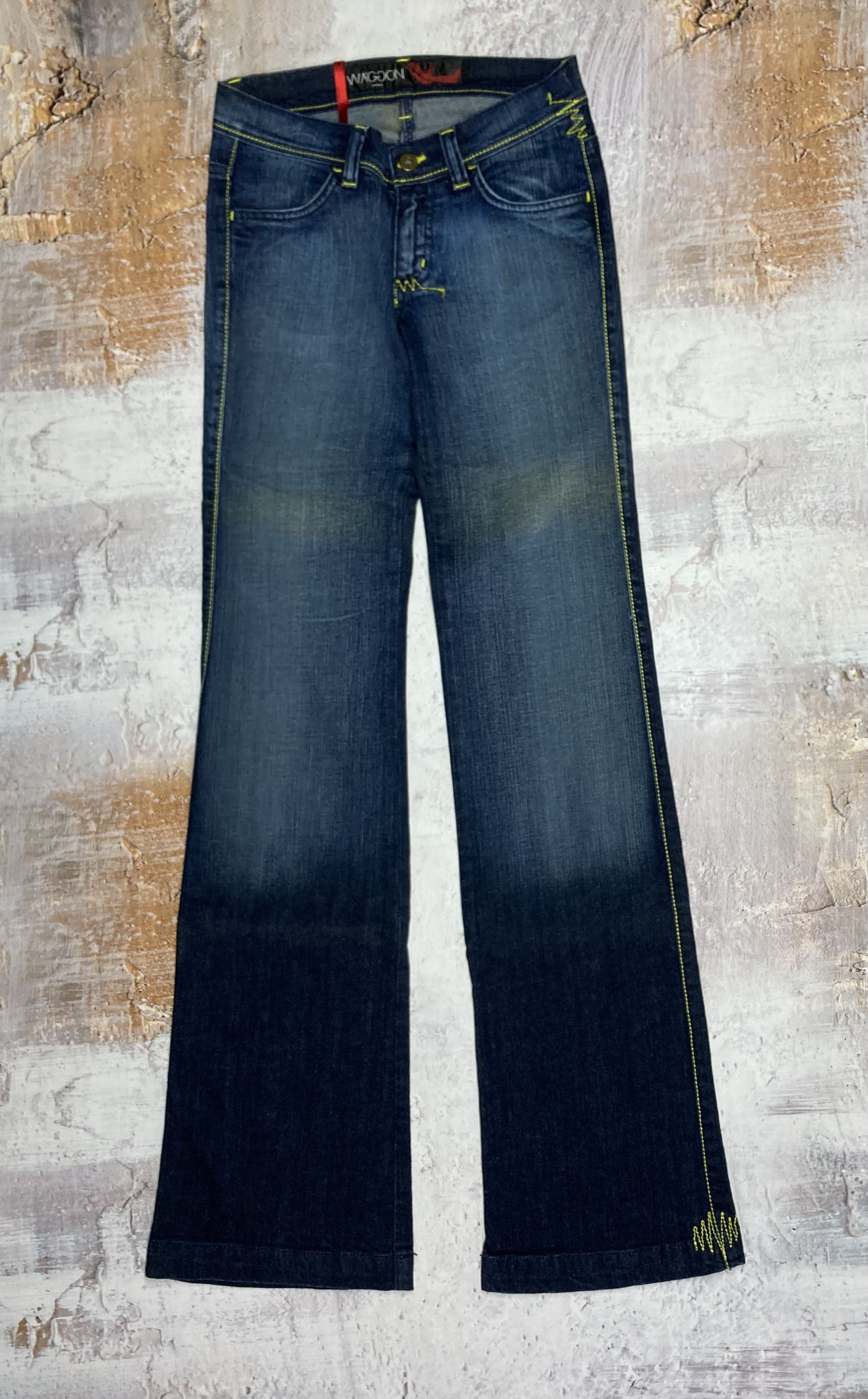 Japanese Brand Vintage Flared Jeans Women’s Size 26 Size 26" / US 2 / IT 38 - 1 Thumbnail