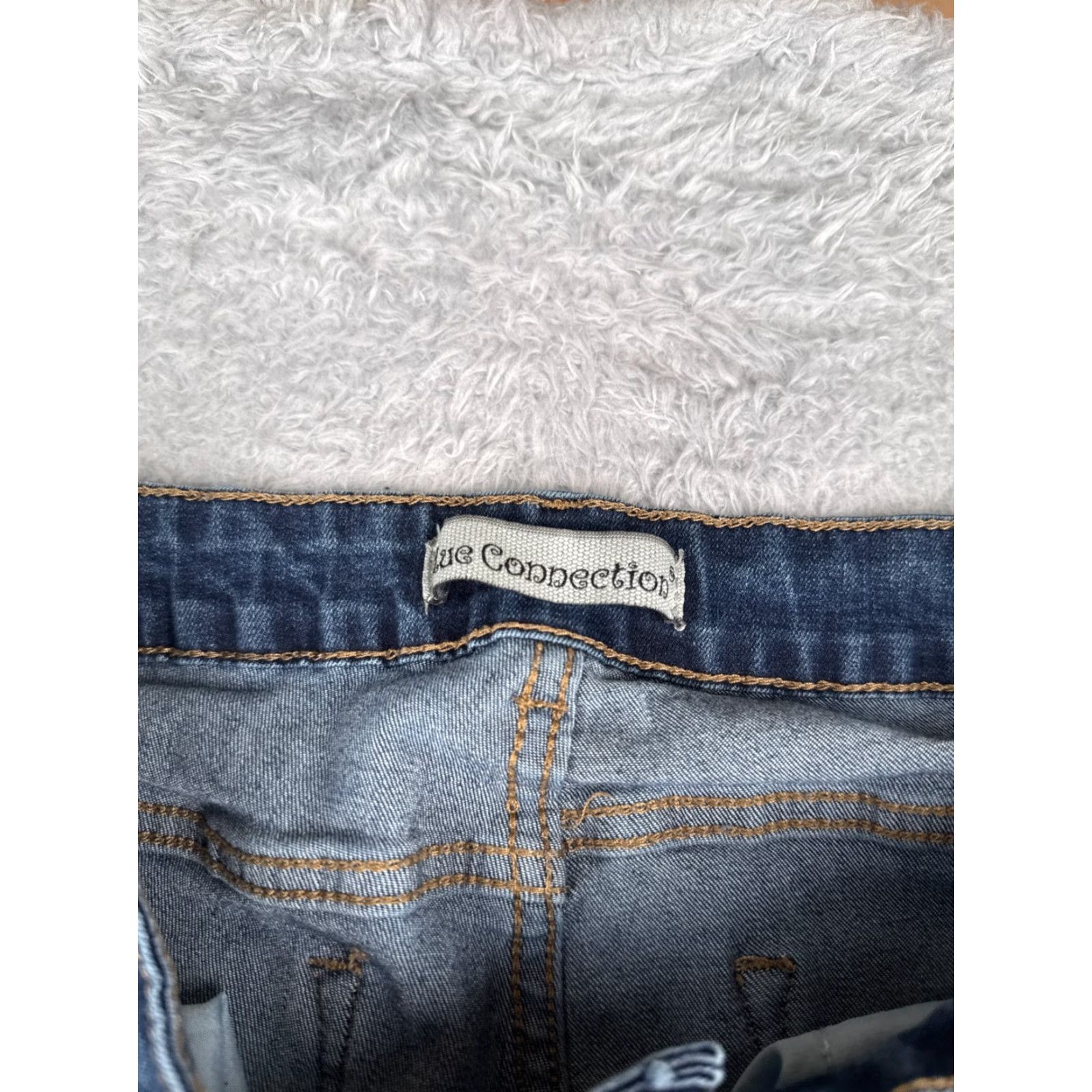 Denime Blue Connection Jeans Juniors 7 Blue Denim Distressed Skinny Mid Rise 27x30 Womens Size 28" / US 6 / IT 42 - 7 Thumbnail