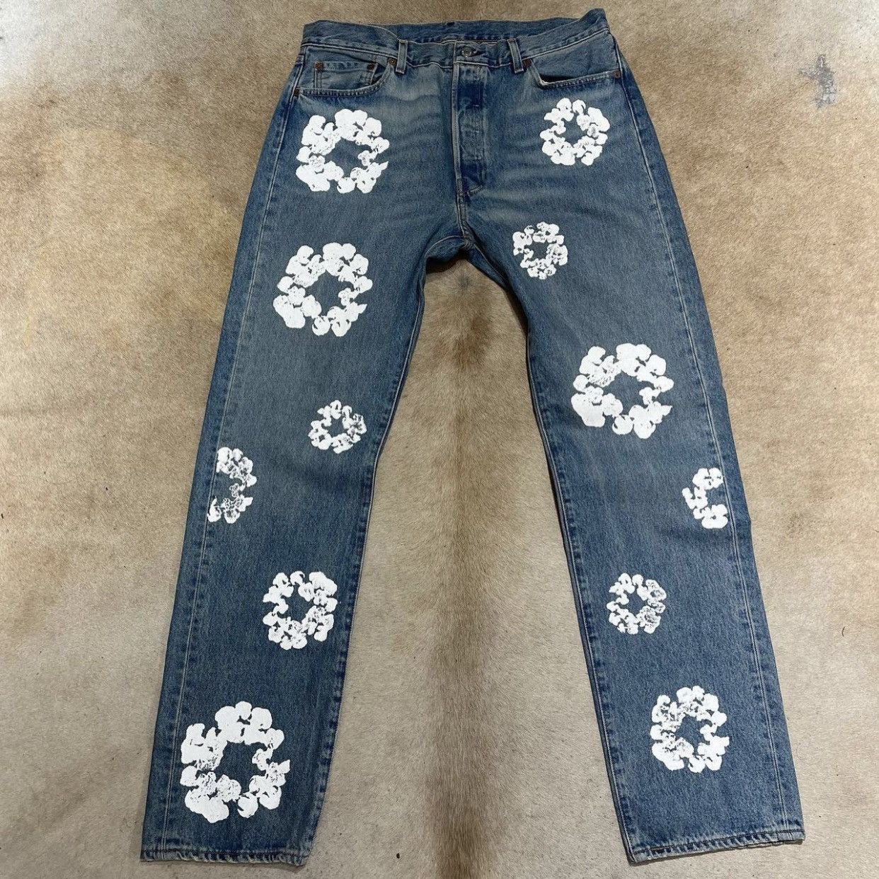Jeans Denim Tears X Levi's 501 « The Cotton Wreath » - Taille 28/30 - Délavé Léger - Neuf