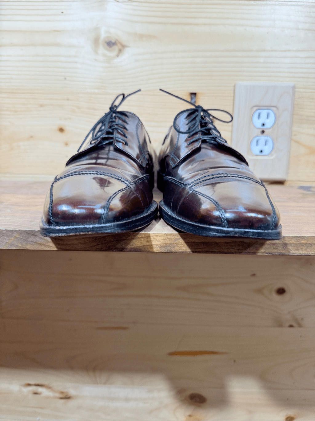 Johnston & Murphy Johnston & Murphy Men's Size 8 Burgundy Cap Toe Oxford Shoes Size US 8 / EU 41 - 2 Thumbnail