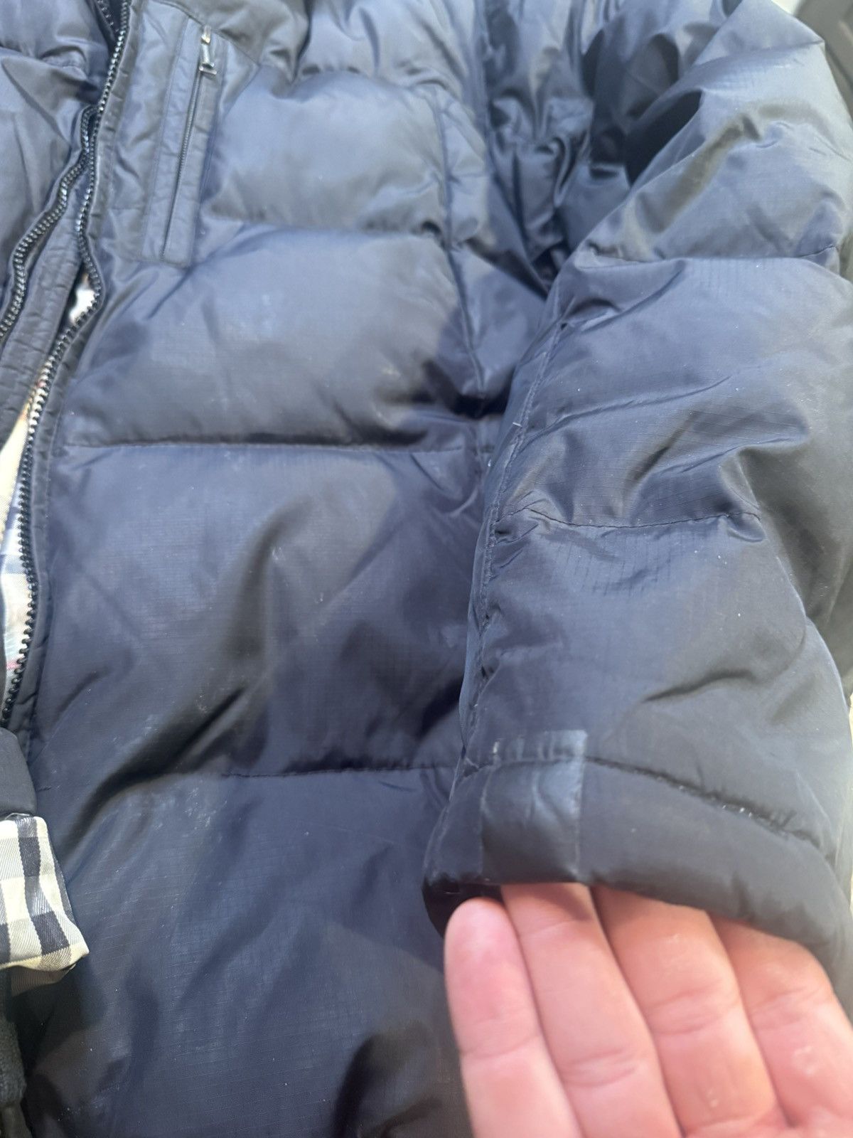 Burberry Vintage burberry puffer Size US L / EU 52-54 / 3 - 8 Thumbnail