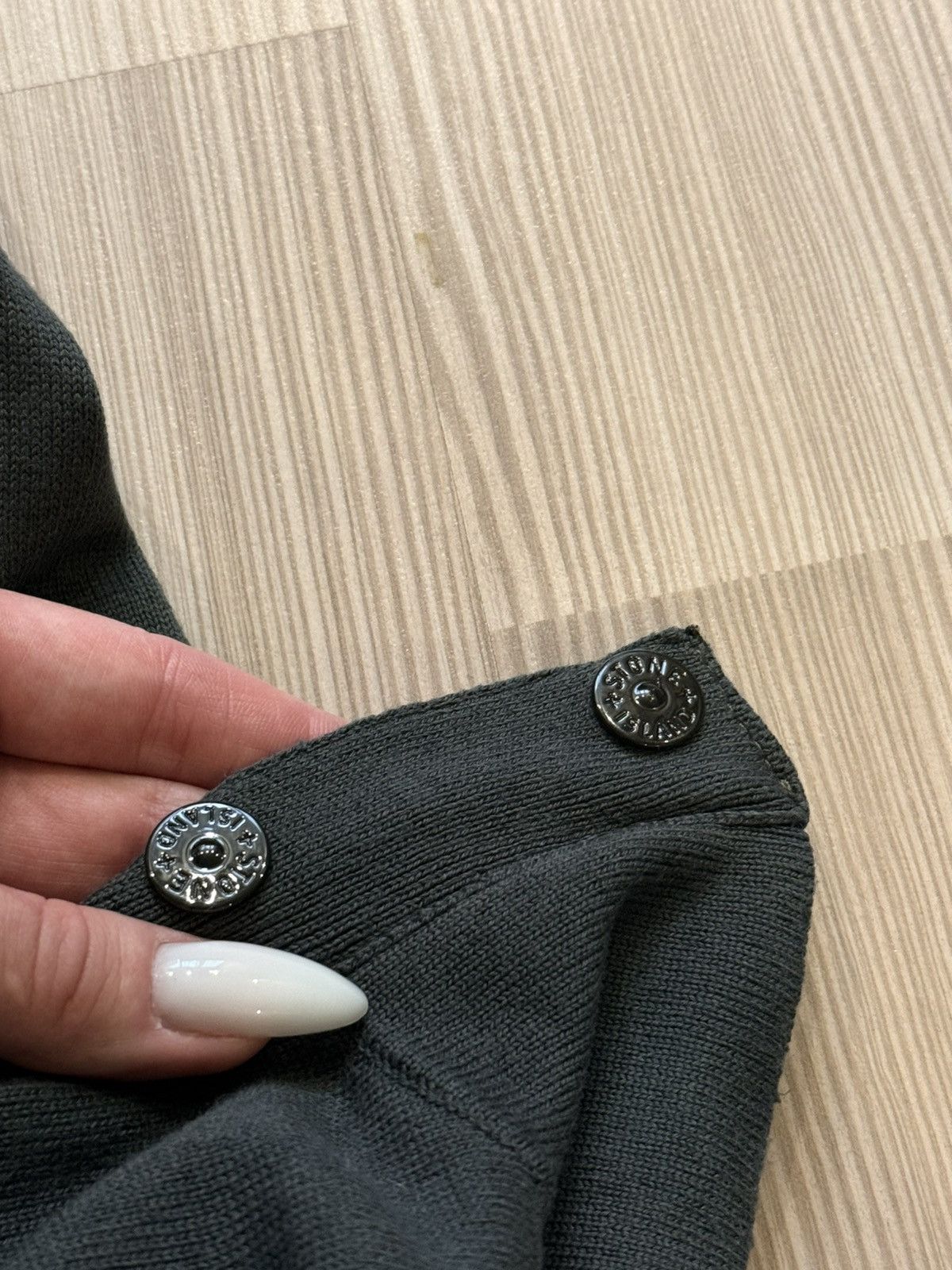 Stone Island Stone Island Quarter Button Mock Neck Jumper Charcoal S/M Size US S / EU 44-46 / 1 - 3 Thumbnail