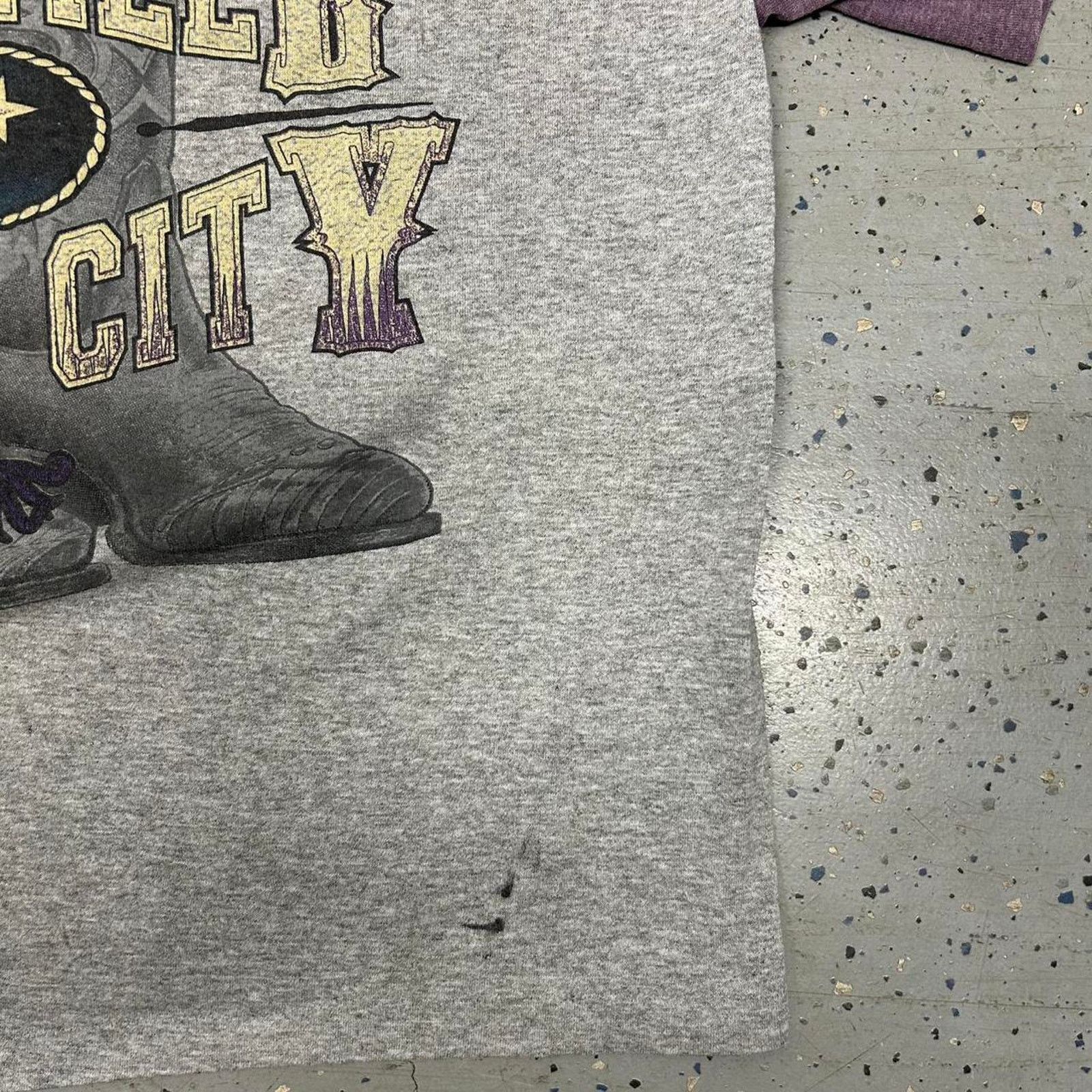 Other VTG 90s Grey and burgundy Nashville Music City tee Size XL / US 12-14 / IT 48-50 - 3 Thumbnail