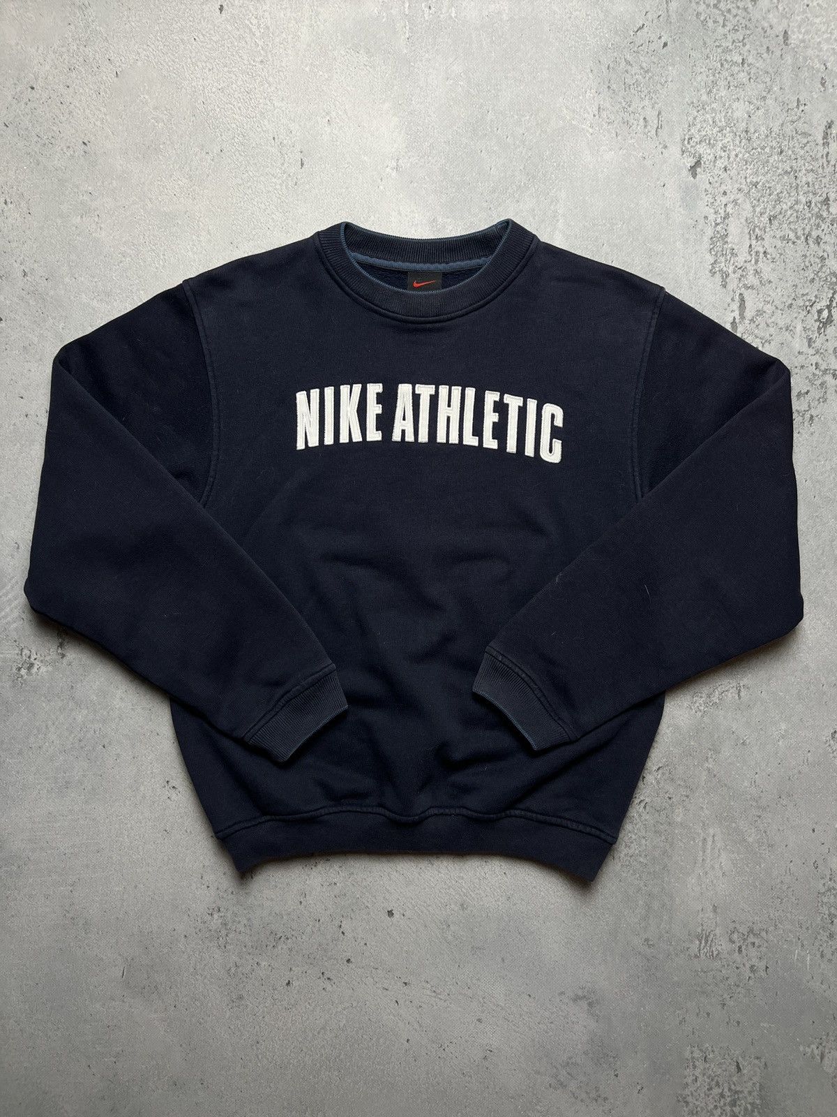 Nike Vintage Crewneck Nike Boxy Central Big Athletic logo USA 90s Size US S / EU 44-46 / 1 - 2 Thumbnail