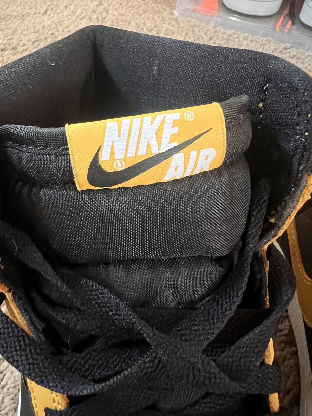 Jordan Brand × Nike Jordan 1 Pollen High Size US 10 / EU 43 - 7 Thumbnail