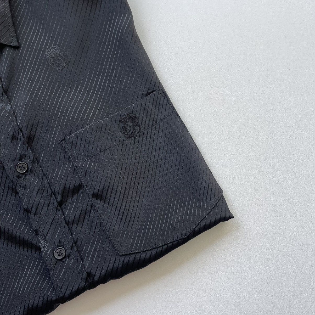 Versace × Vintage Versace Classic V2 Vintage Monogram Pocket Shirt Black Size US L / EU 52-54 / 3 - 5 Thumbnail