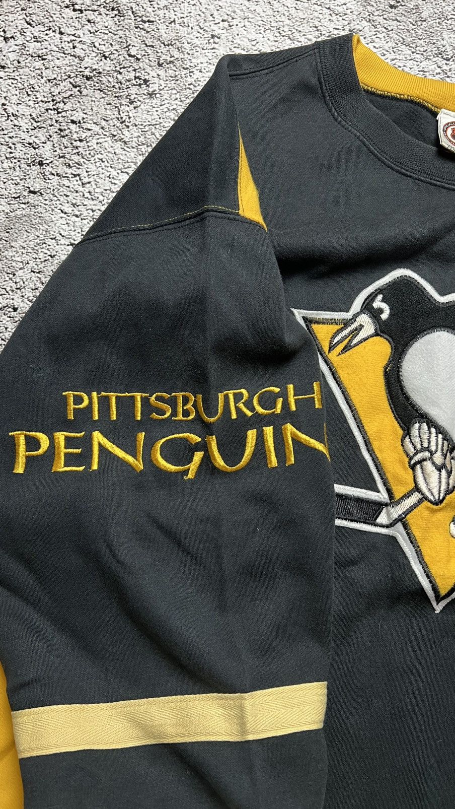 Other VTG 90’s Pittsburgh Penguins NHL campri sweatshirt rare Size US L / EU 52-54 / 3 - 8 Thumbnail
