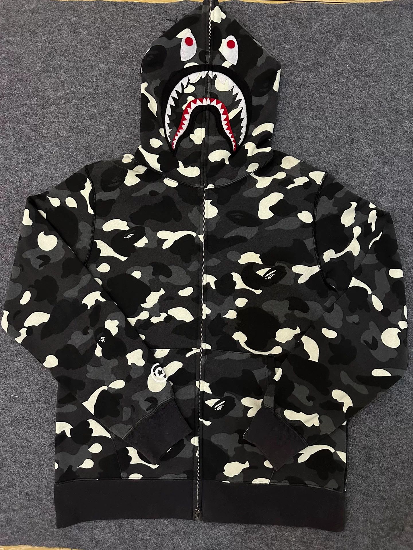 Bape Bape X Multi Shark Sweatshirt Pullover Size US XXL / EU 58 / 5 - 1 Thumbnail