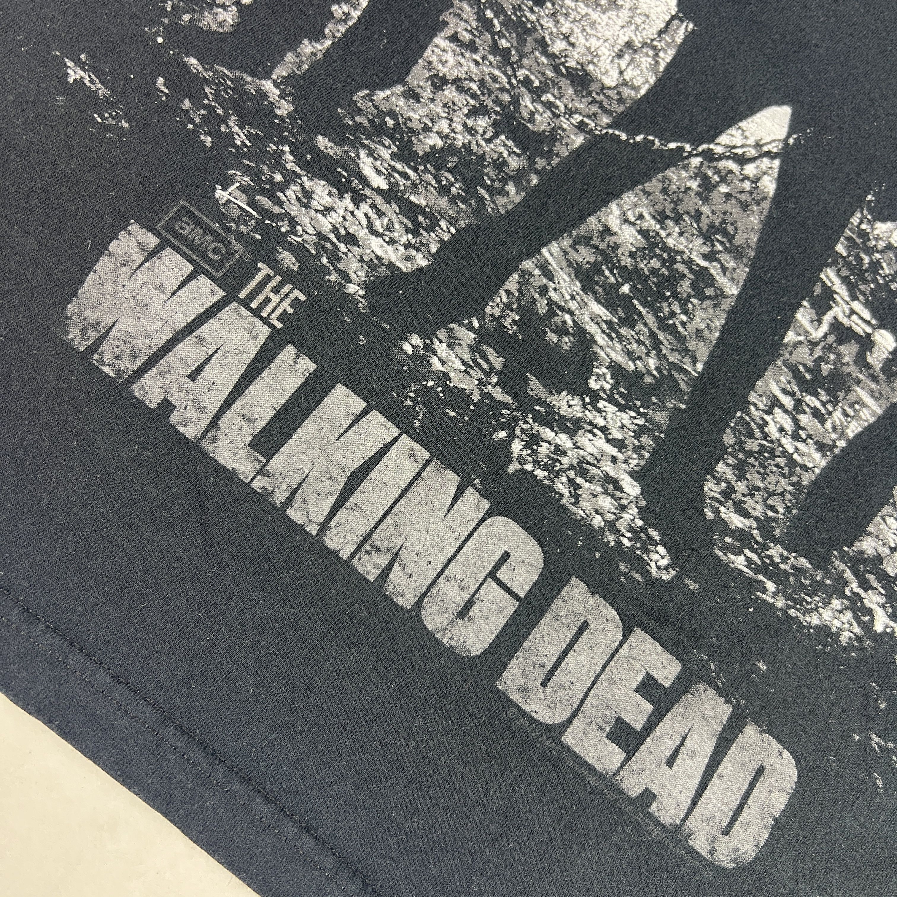 Jerzees The Walking Dead Shirt Black White Michonne Pet Walkers Tee Size US M / EU 48-50 / 2 - 2 Thumbnail