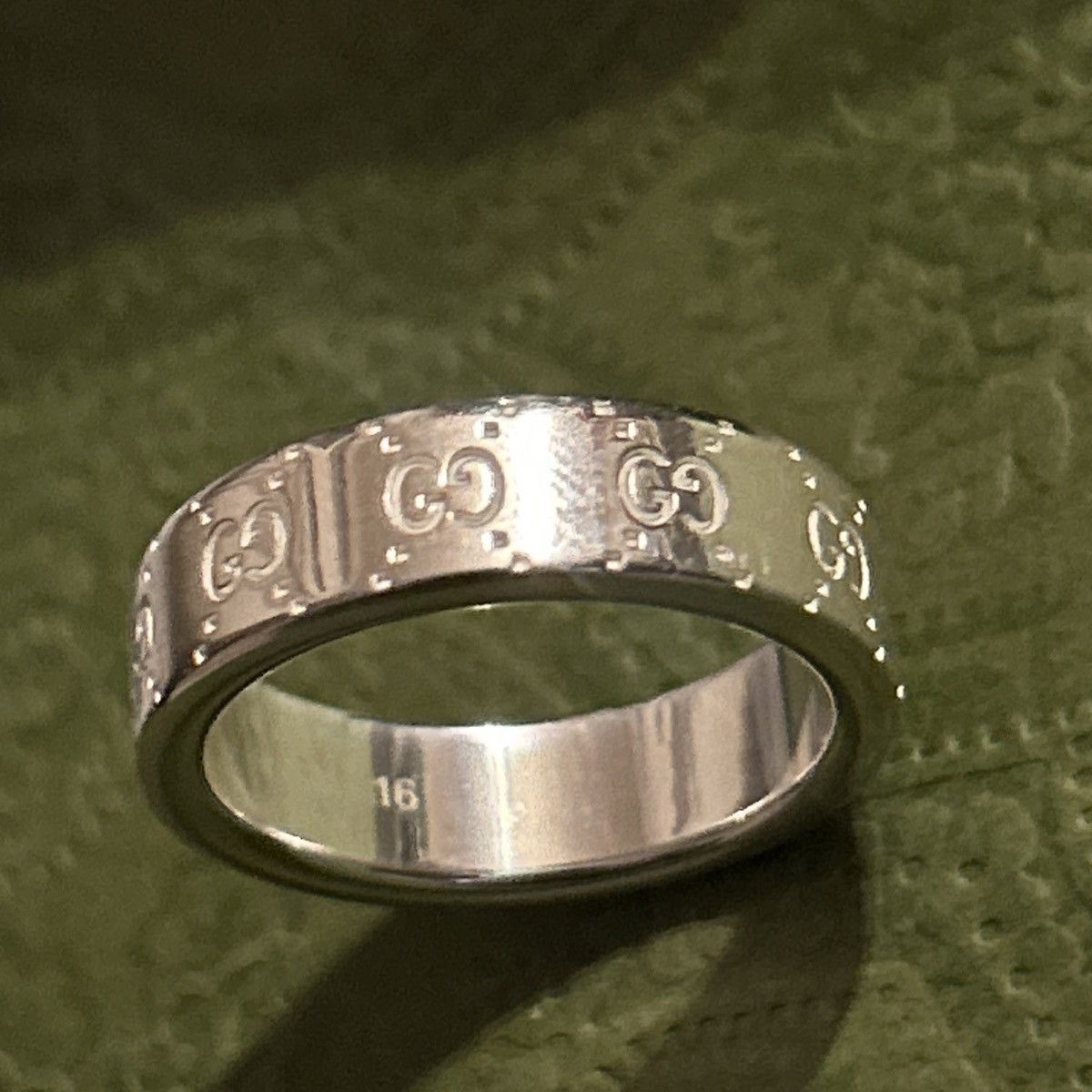 Gucci Gucci Signature GG Wide Logo Ring AG 925 814720 Size ONE SIZE - 6 Thumbnail
