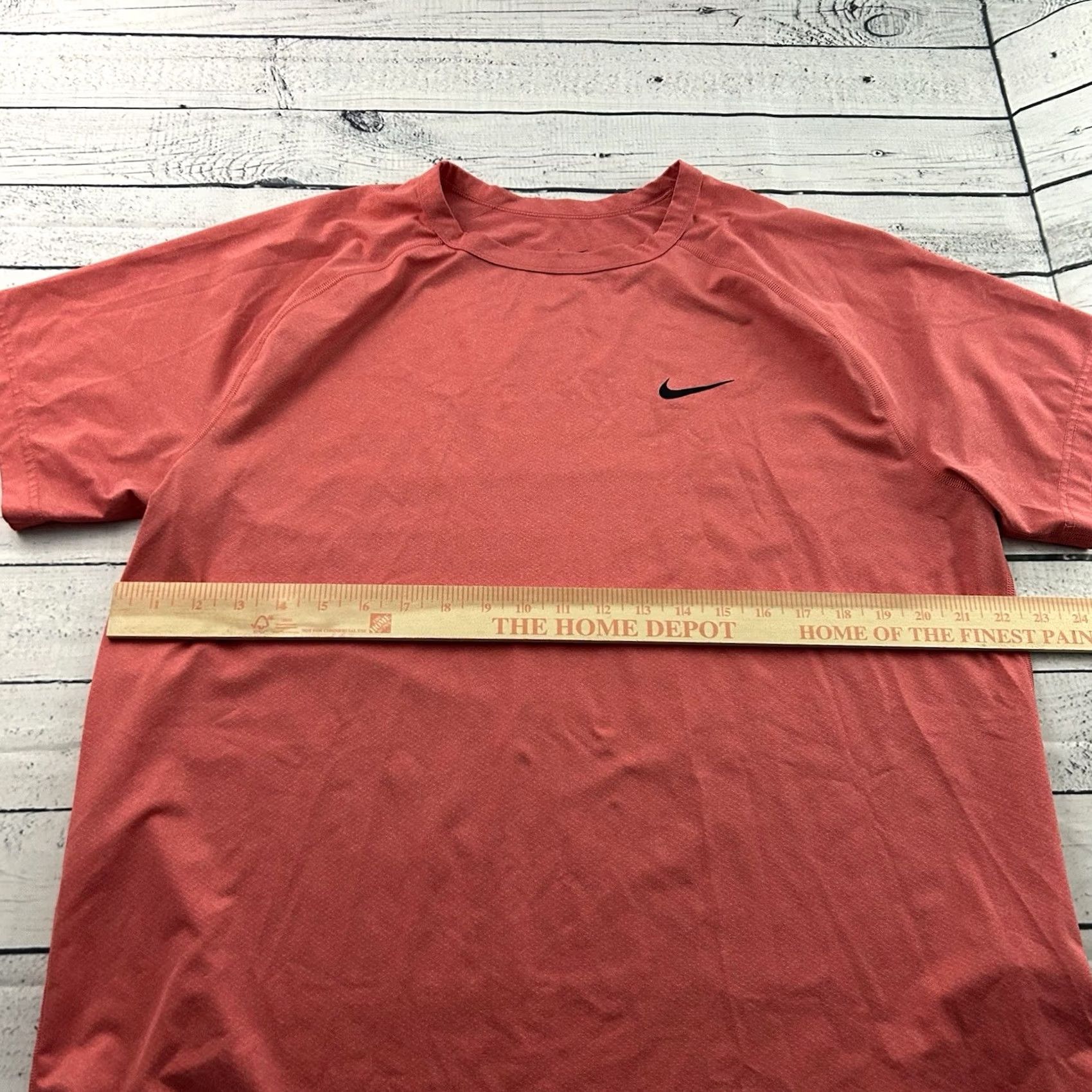 Nike Nike Dri-Fit Athletic Short Sleeve T Shirt Men L Salmon Pink Size US L / EU 52-54 / 3 - 5 Thumbnail