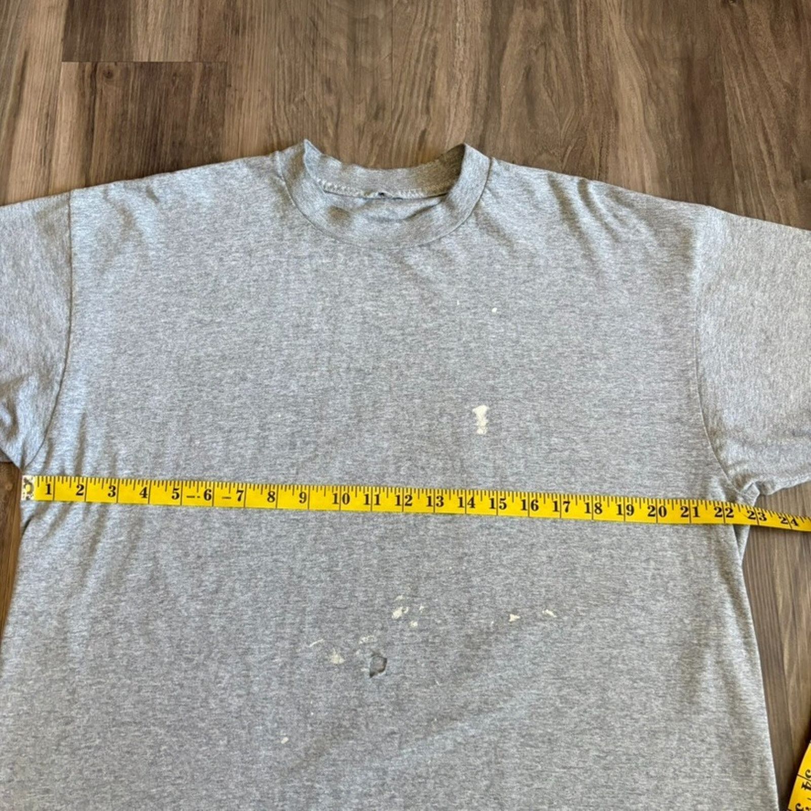 Vintage Vintage T-Shirt Thrashed Grunge Paint Splattered Size XL Size US XL / EU 56 / 4 - 5 Thumbnail