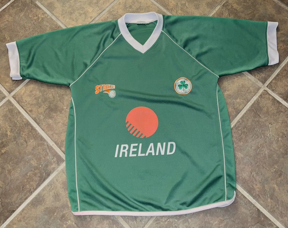 Vintage VINTAGE IRELAND STRIKER JERSEY Size US M / EU 48-50 / 2 - 8 Thumbnail